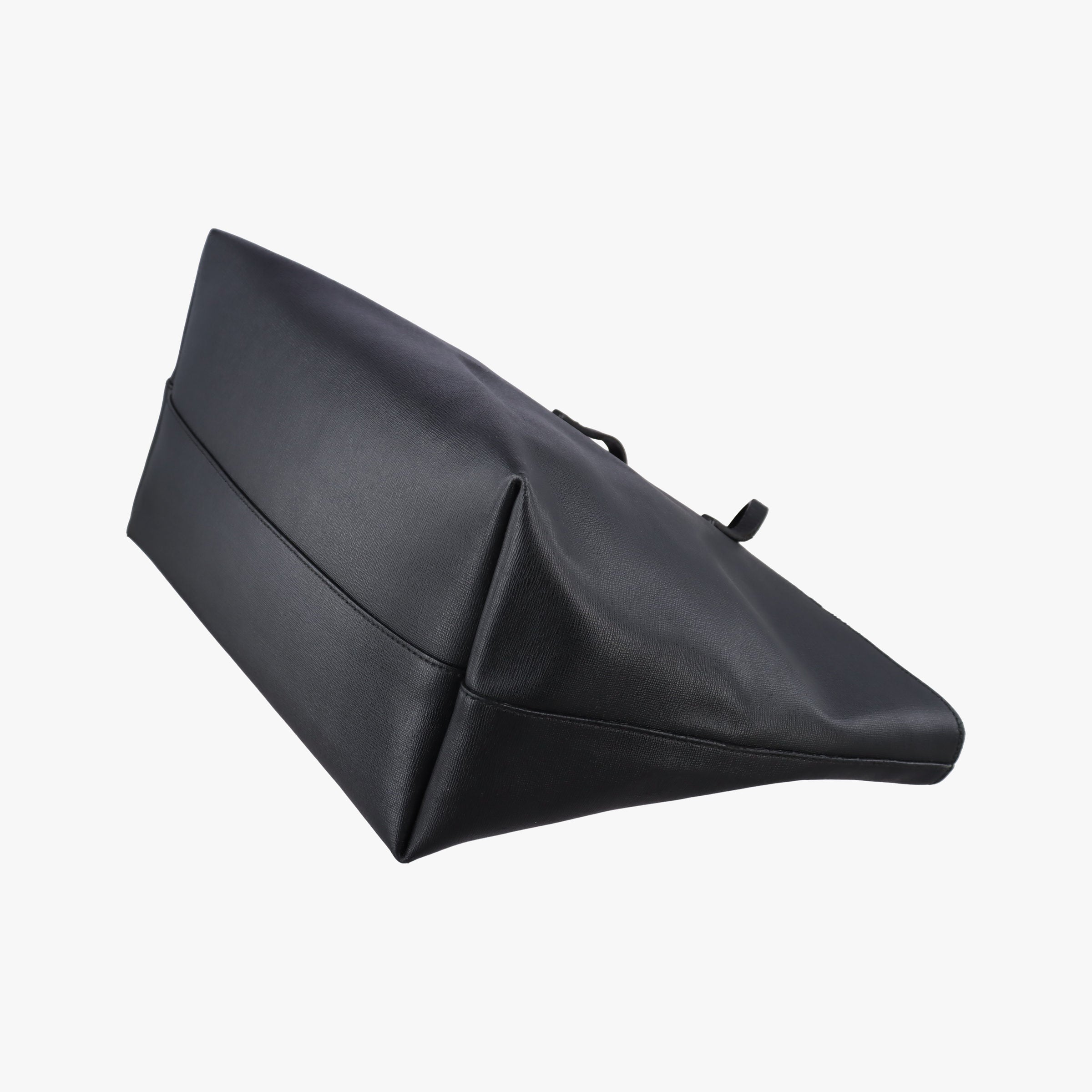 Hollow Tote Black Leather 8BH185 8BH185-1BV-159-0059プリントロールトート ブラック レザー 8BH185 8BH185-1BV-159-0059