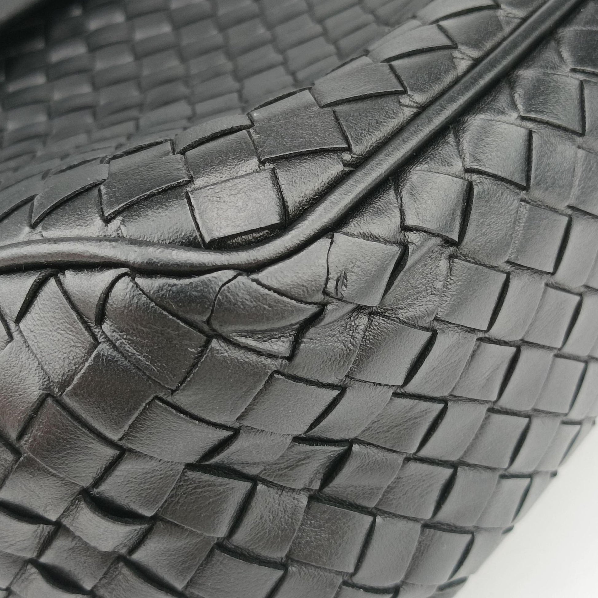 Intrecciato Black lambskin 180215 V4651 1000 EPEV 2010 6713 Aイントレチャート ブラック ラムスキン 180215 V4651 1000 EPEV 2010 6713 A