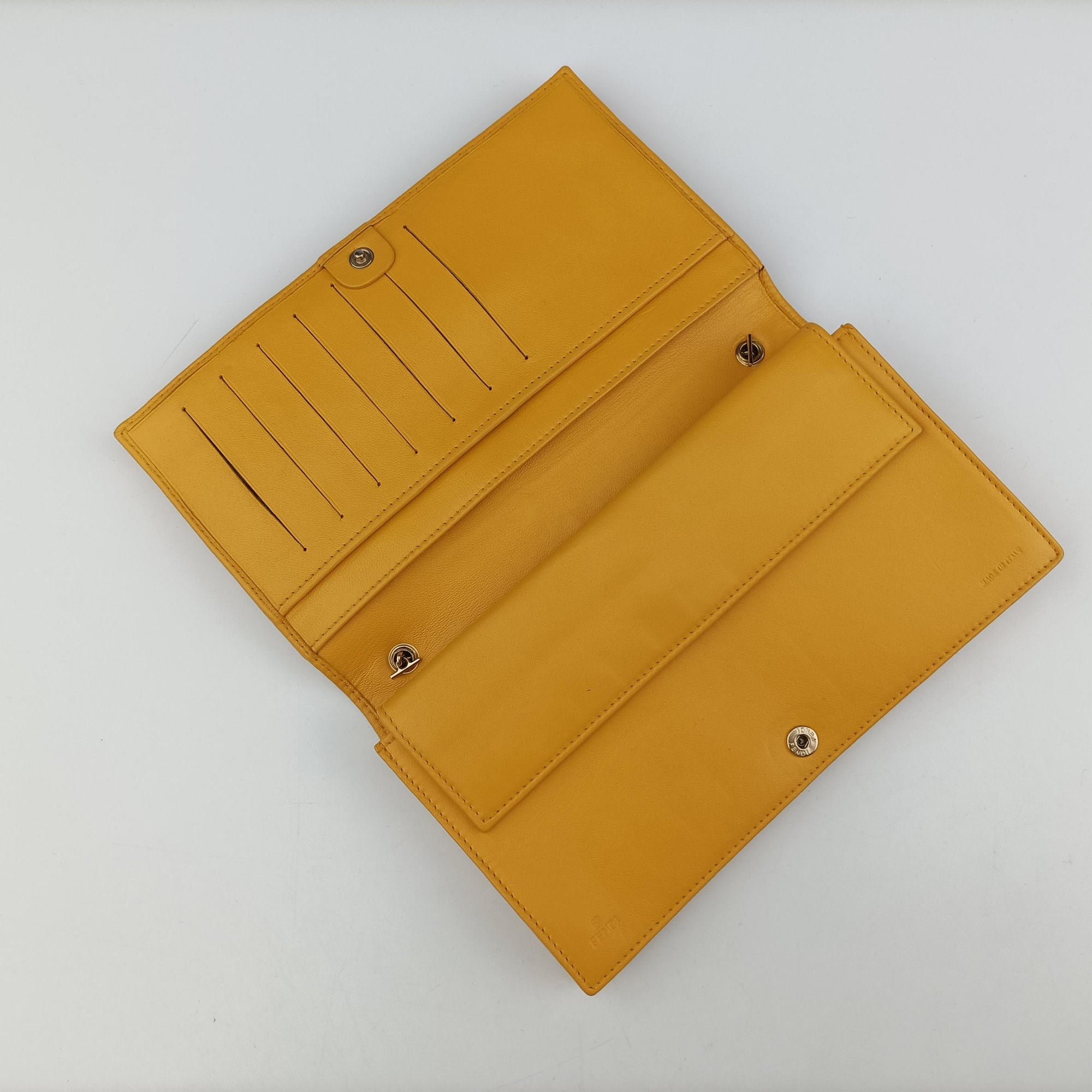 Embossed Logo Yellow lambskin 3M9219 2289-8BM0219-YMY-088エンボス ロゴ イエロー ラムスキン 3M9219 2289-8BM0219-YMY-088