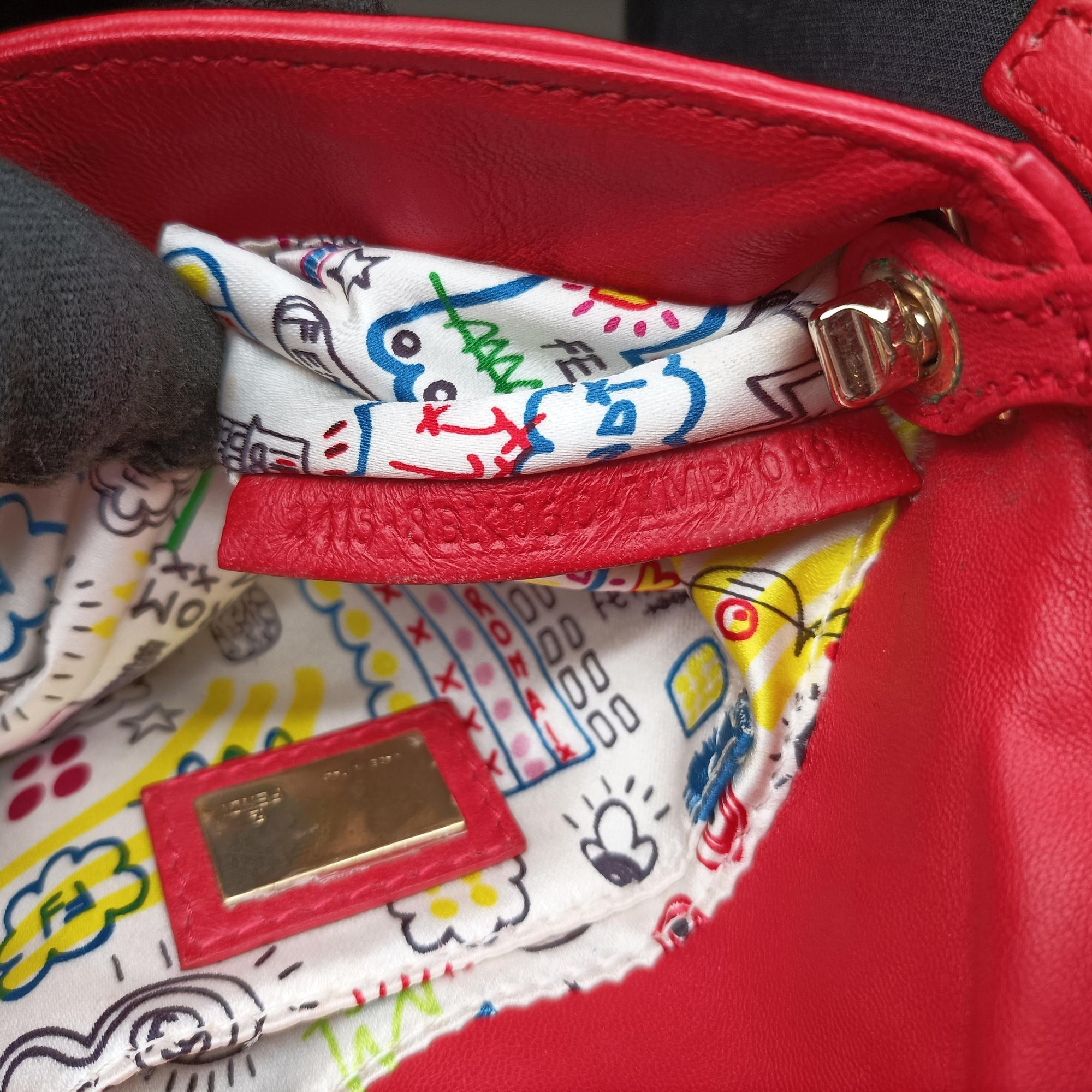 BAGUETTE Red Leather 8BK060 2415-8BK060-YME-088マンマバケット レッド レザー 8BK060 2415-8BK060-YME-088