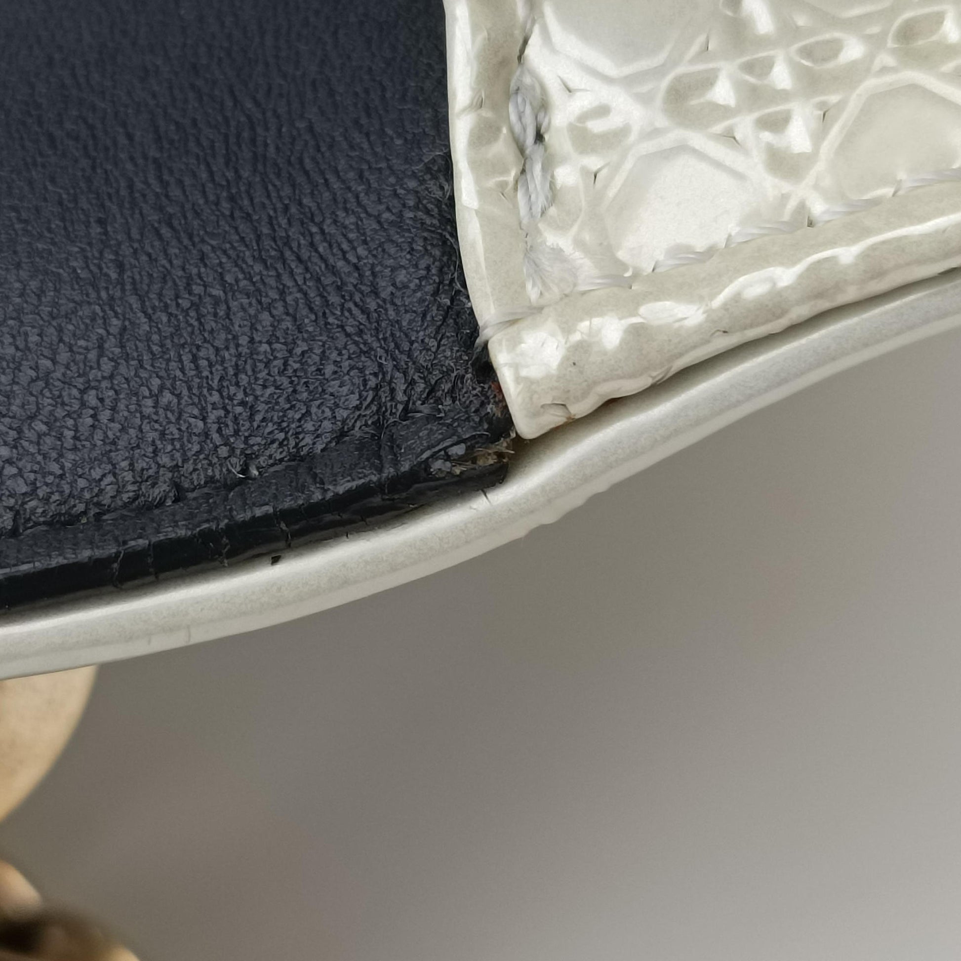 Diorama White Leather 13-BO-1118ディオラマ ホワイト レザー 13-BO-1118