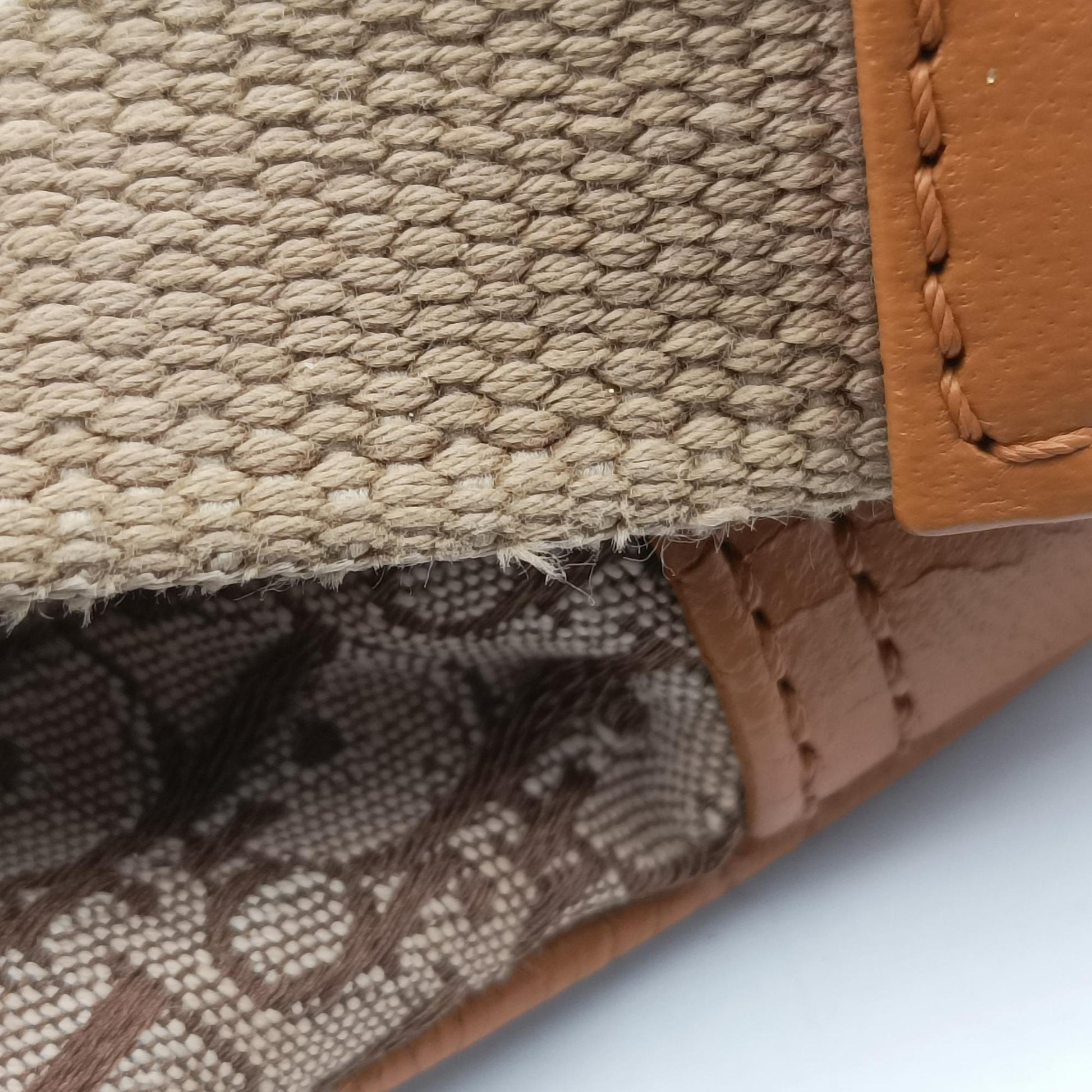 Street Chic Beige × Camel Canvas × Leather BO A 0093ストリートシック ベージュ×キャメル キャンバス×レザー BO A 0093