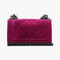 BOY CHANEL Rose velour A67416 17318101ボーイシャネル ローズ レッド ベロア A67416 17318101