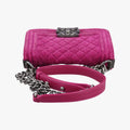 BOY CHANEL Rose velour A67416 17318101ボーイシャネル ローズ レッド ベロア A67416 17318101