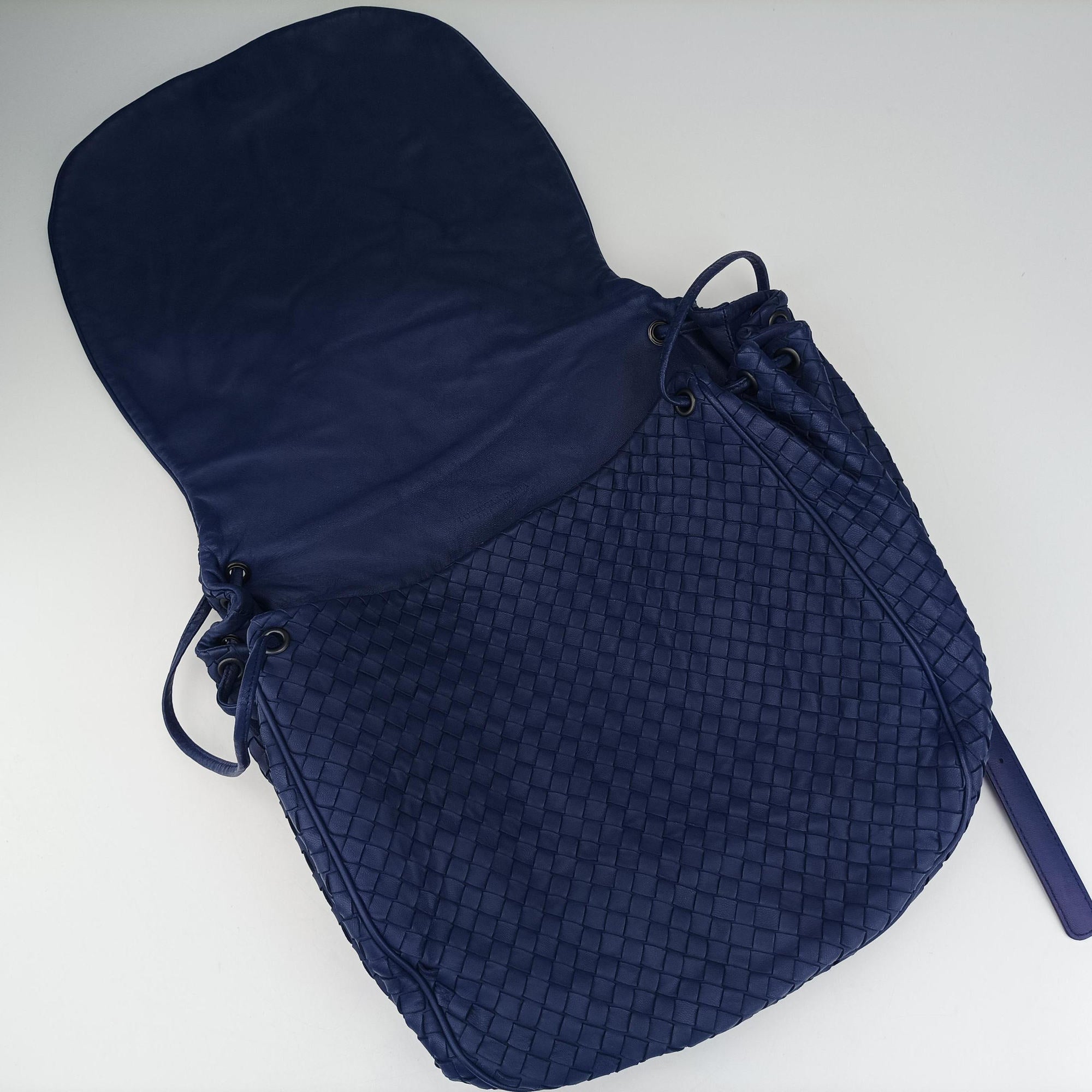 Intrecciato Navy lambskin 245343 V0016 4260 EPEV 2011 1340 Aイントレチャート ネイビー ラムスキン 245343 V0016 4260 EPEV 2011 1340 A