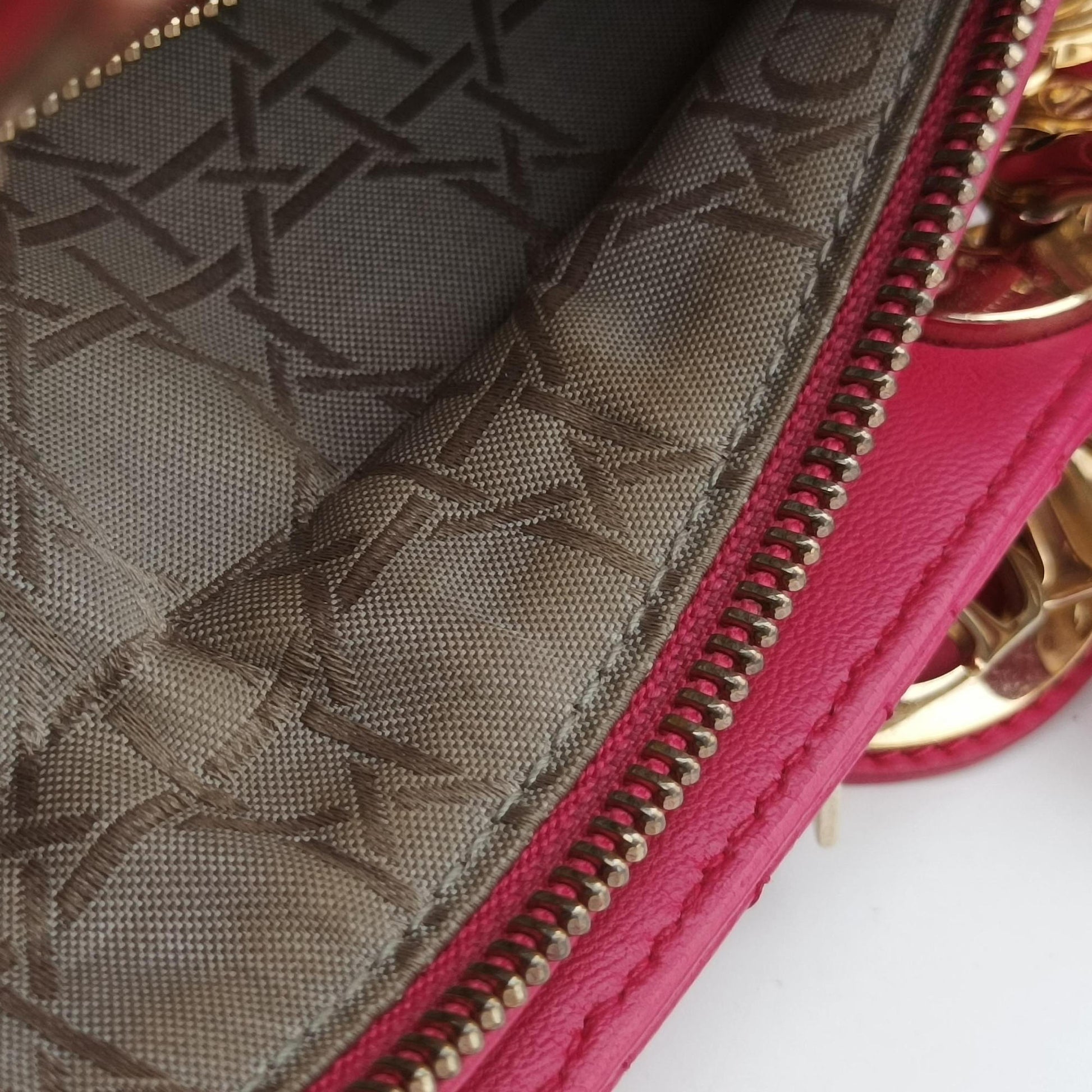 Lady Dior Rose lambskin 01-MA-0162レディディオール ローズ レッド ラムスキン 01-MA-0162