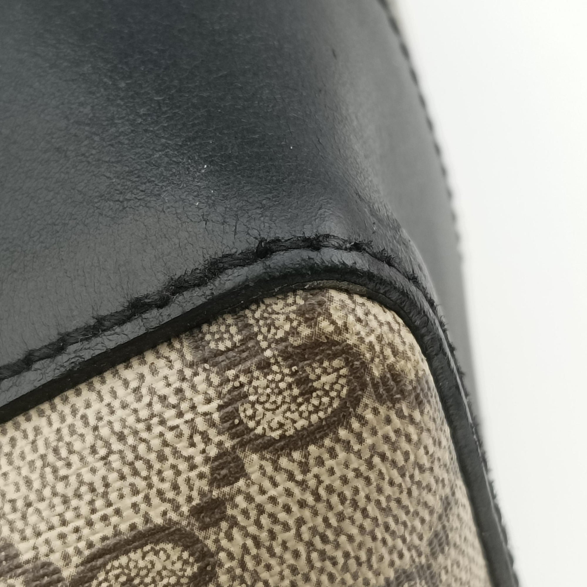 KALEIDO Beige×black PVC coated canvas×Leather 406384 E018906419カレイド ベージュ×ブラック PVCコーティングキャンバス×レザー 406384 E018906419