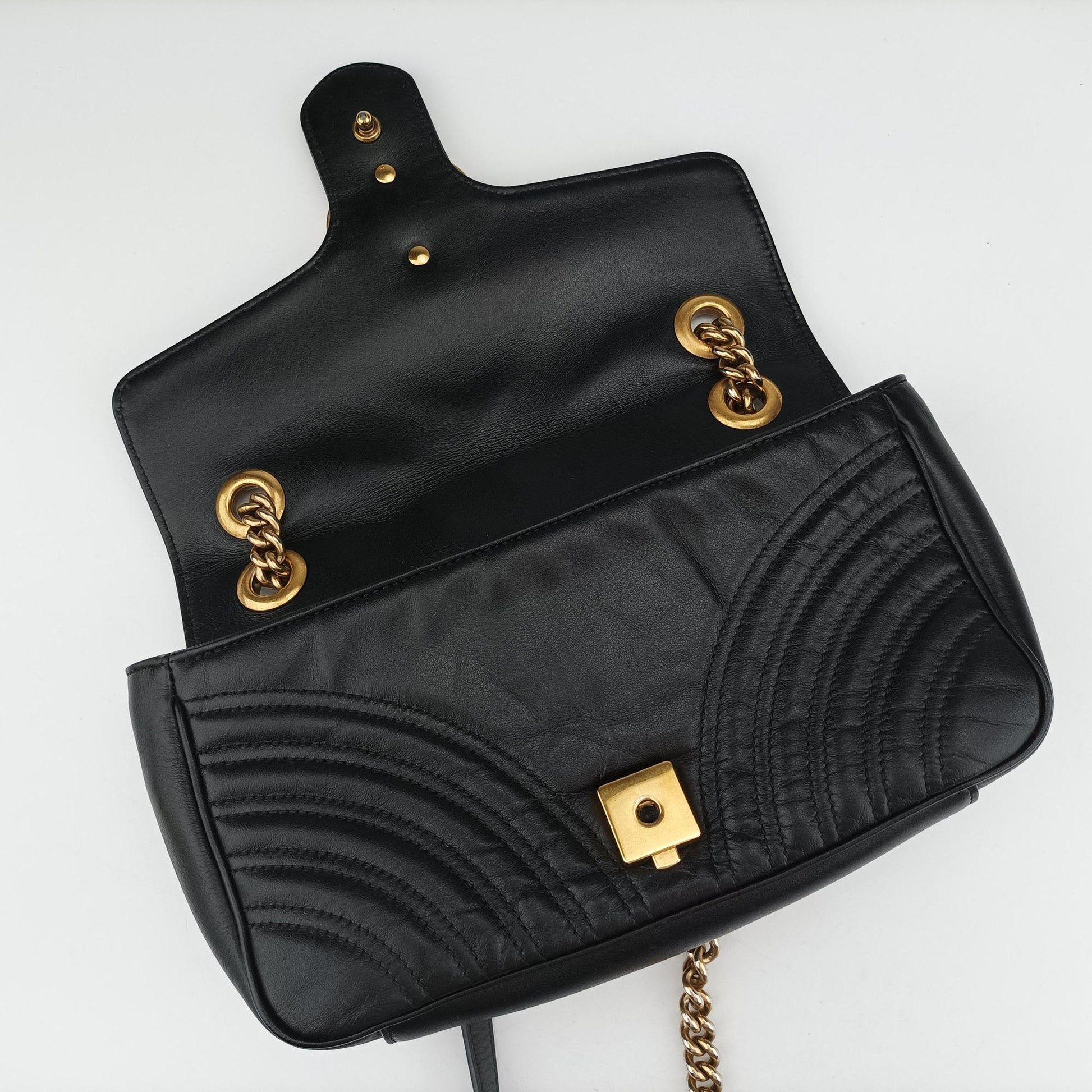 GG Marmont Black Leather 443497 D028585851GGマーモント ブラック レザー 443497 D028585851