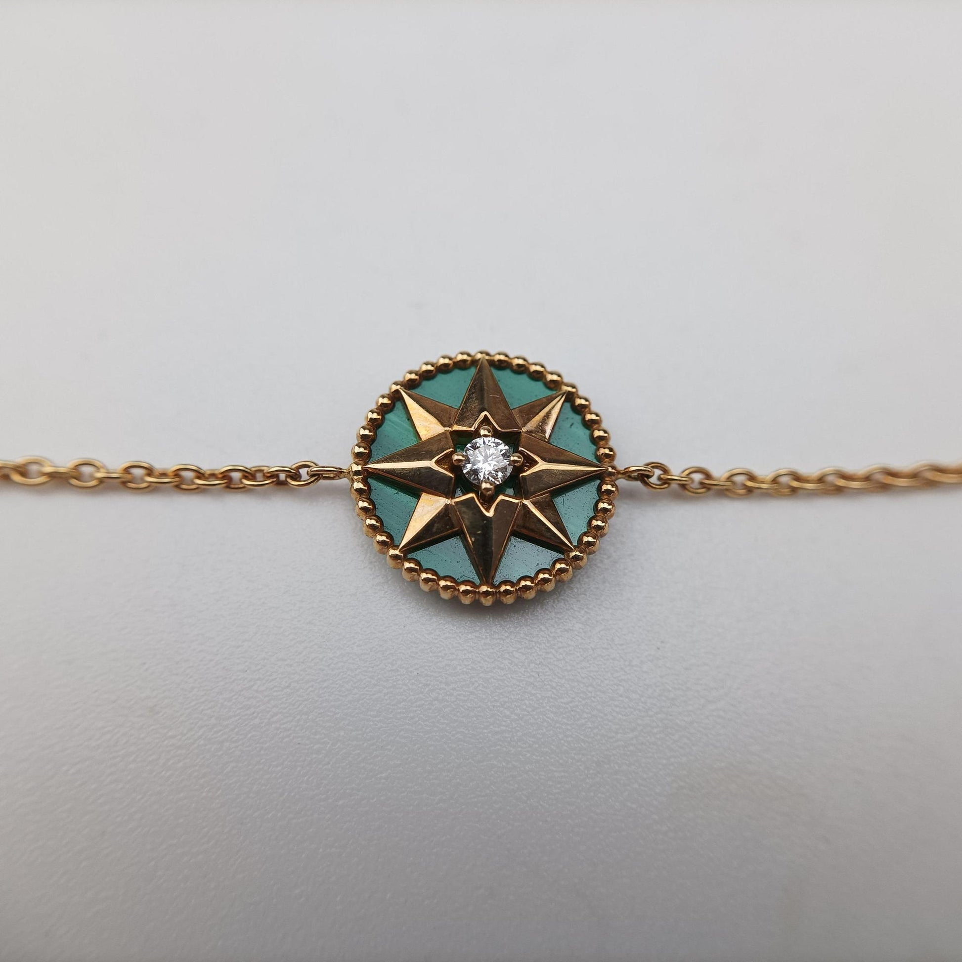 Rose des Vents medallion　 Golden×Green AU750 105362ローズデヴァン メダリオン ゴールド×グリーン AU750 105362