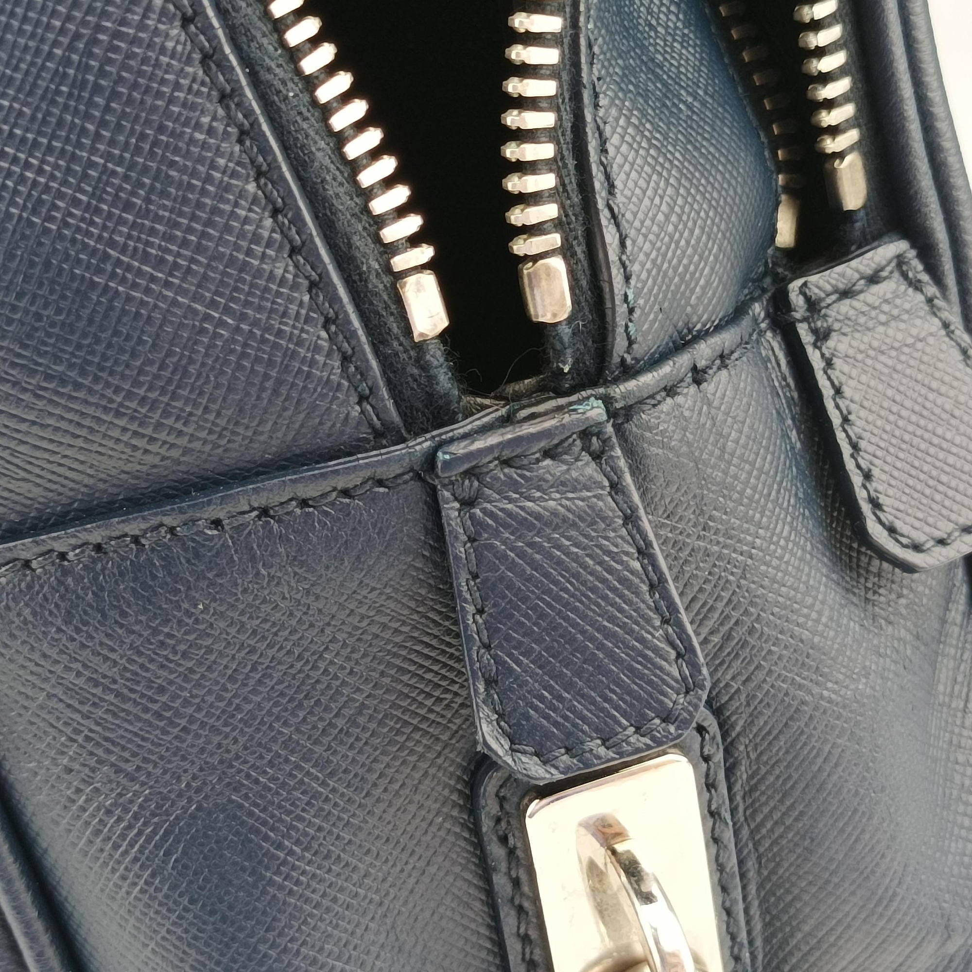 business bag briefcase Navy SAFFIANO Leather 2VE363 31/H 158ビジネスバッグ ブリーフケース ネイビー サフィアーノレザー 2VE363 31/H 158