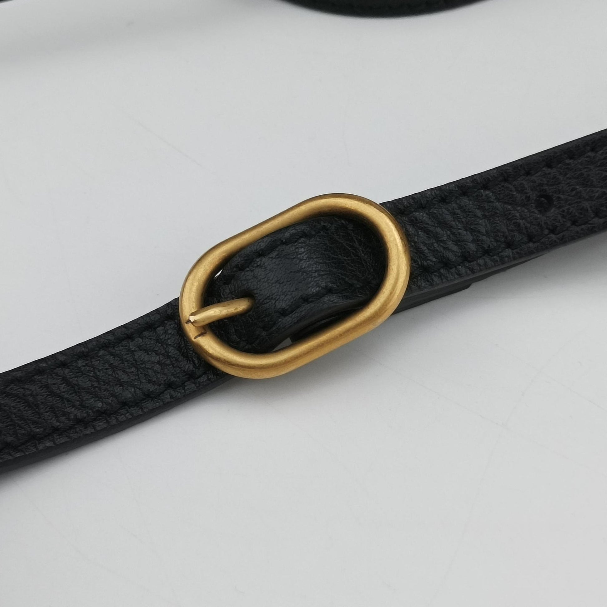 Ophidia Navy × Black velour×Leather 574978 B028749375オフィディア ネイビー × ブラック ベロア×レザー 574978 B028749375