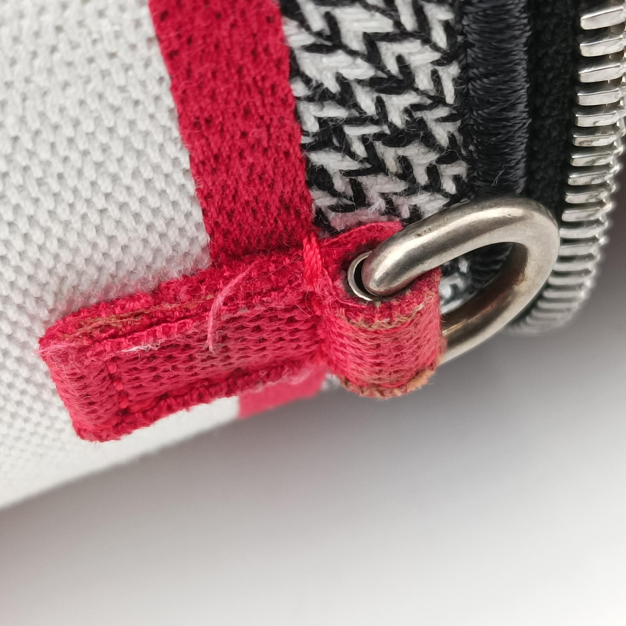 Travel Black × white × red jacquard canvas 50-MA-0251 トラベル ブラック × ホワイト × レッド ジャガードキャンバス 50-MA-0251 