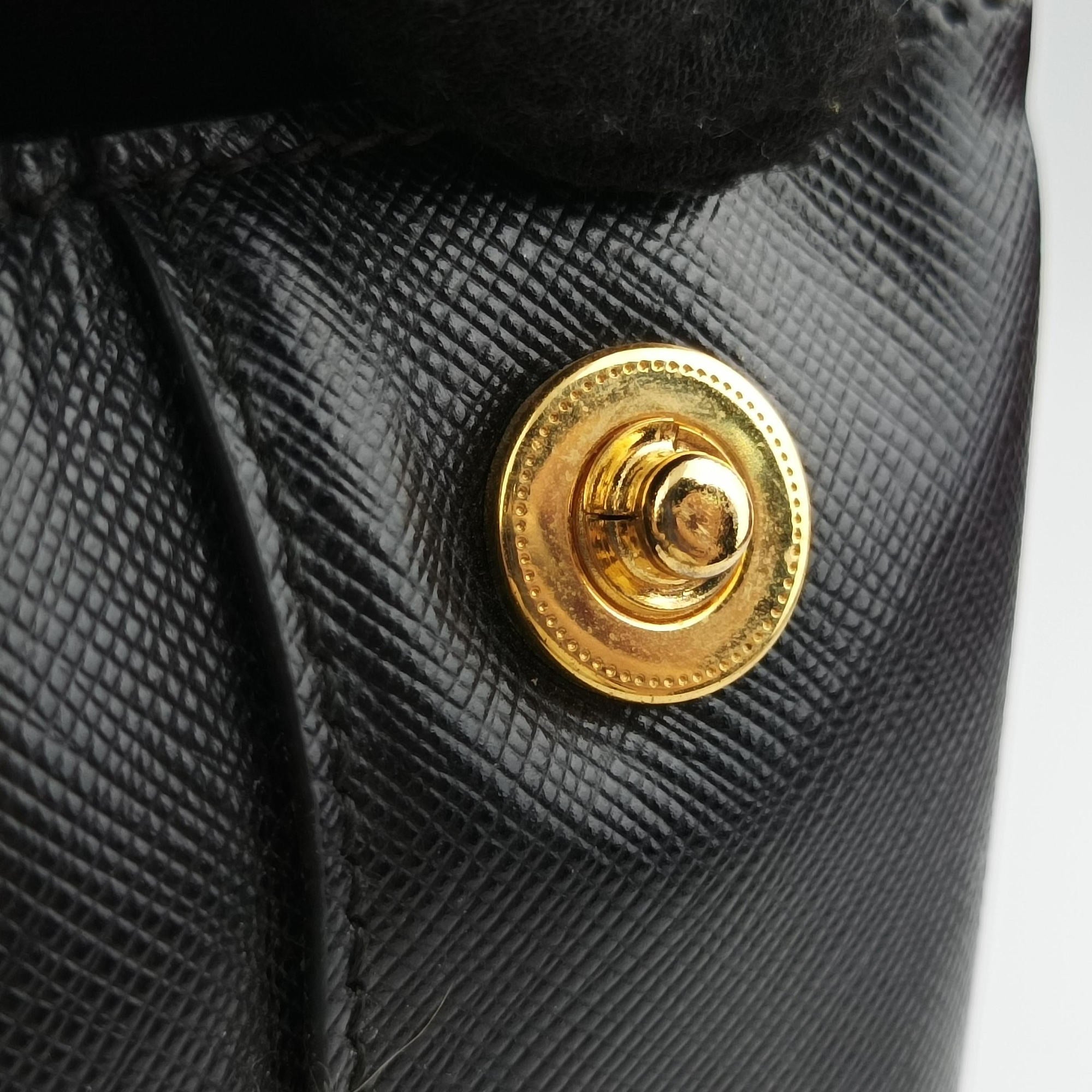 Galleria Black SAFFIANO Leather BN2274 14 Xガレリア ブラック サフィアーノレザー BN2274 14 X