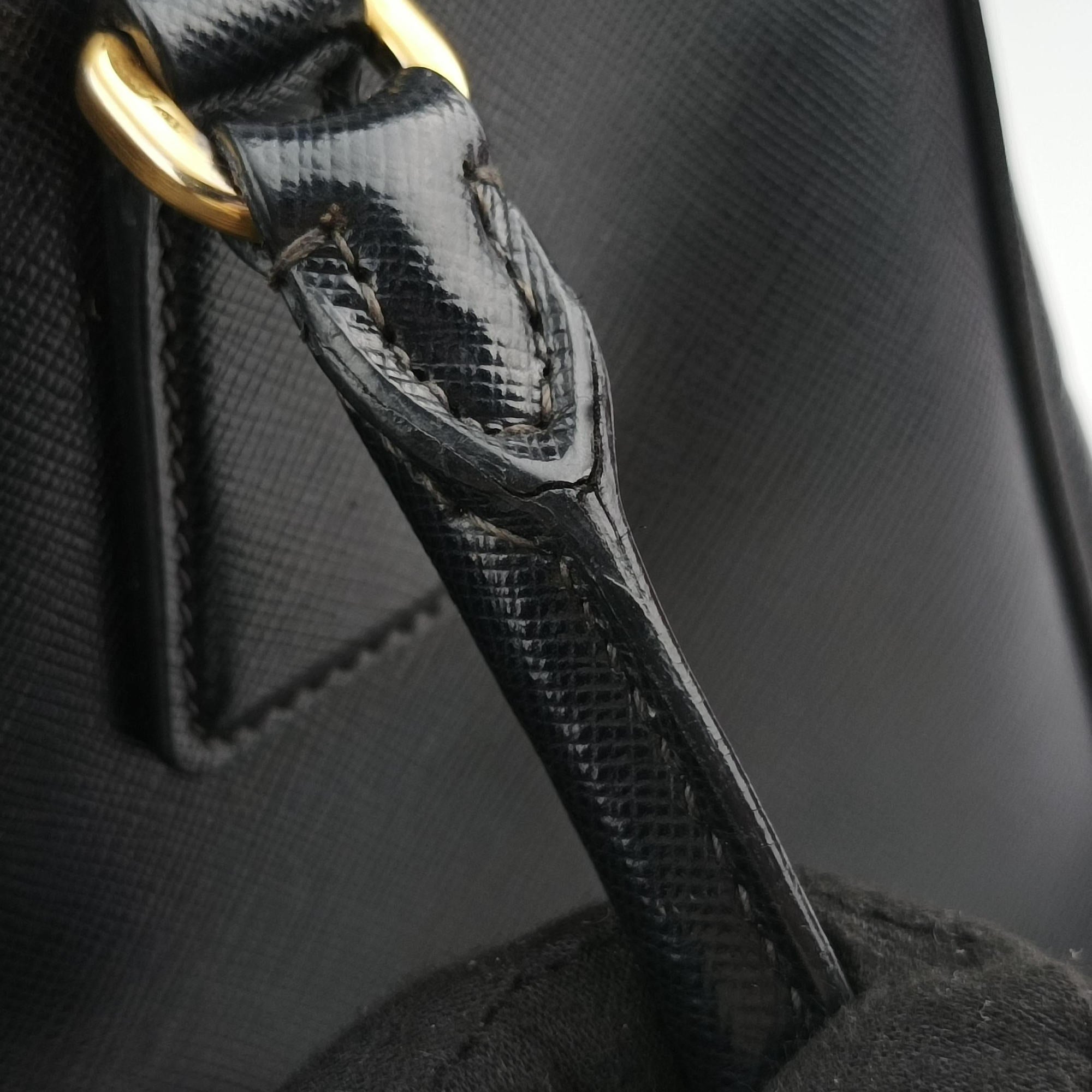 Galleria Black SAFFIANO Leather BN2274 14 Xガレリア ブラック サフィアーノレザー BN2274 14 X