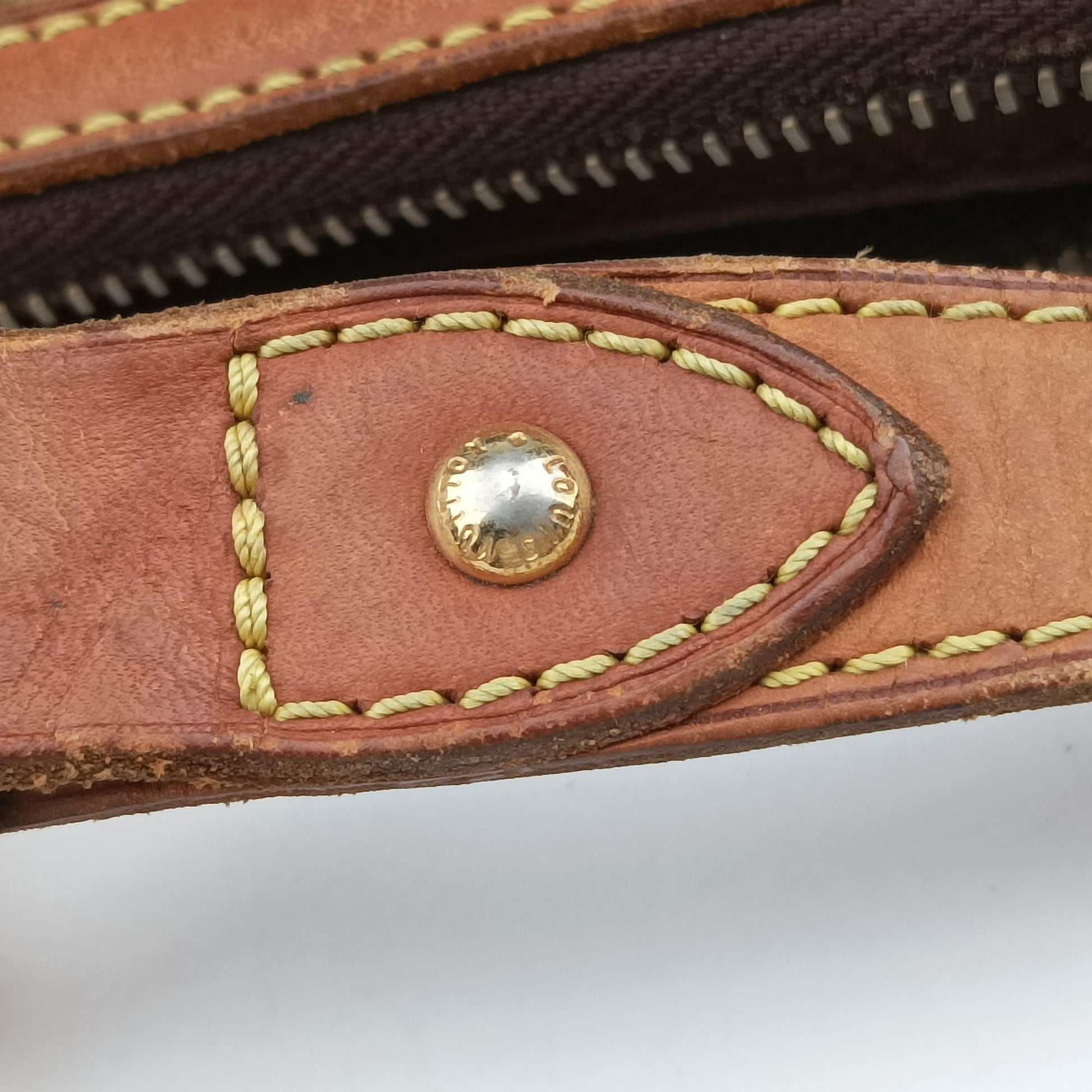 TULUM GM Brown Monogram Canvas M40075 MB2067トゥラムGM モノグラム/ブラウン モノグラムキャンバス M40075 MB2067