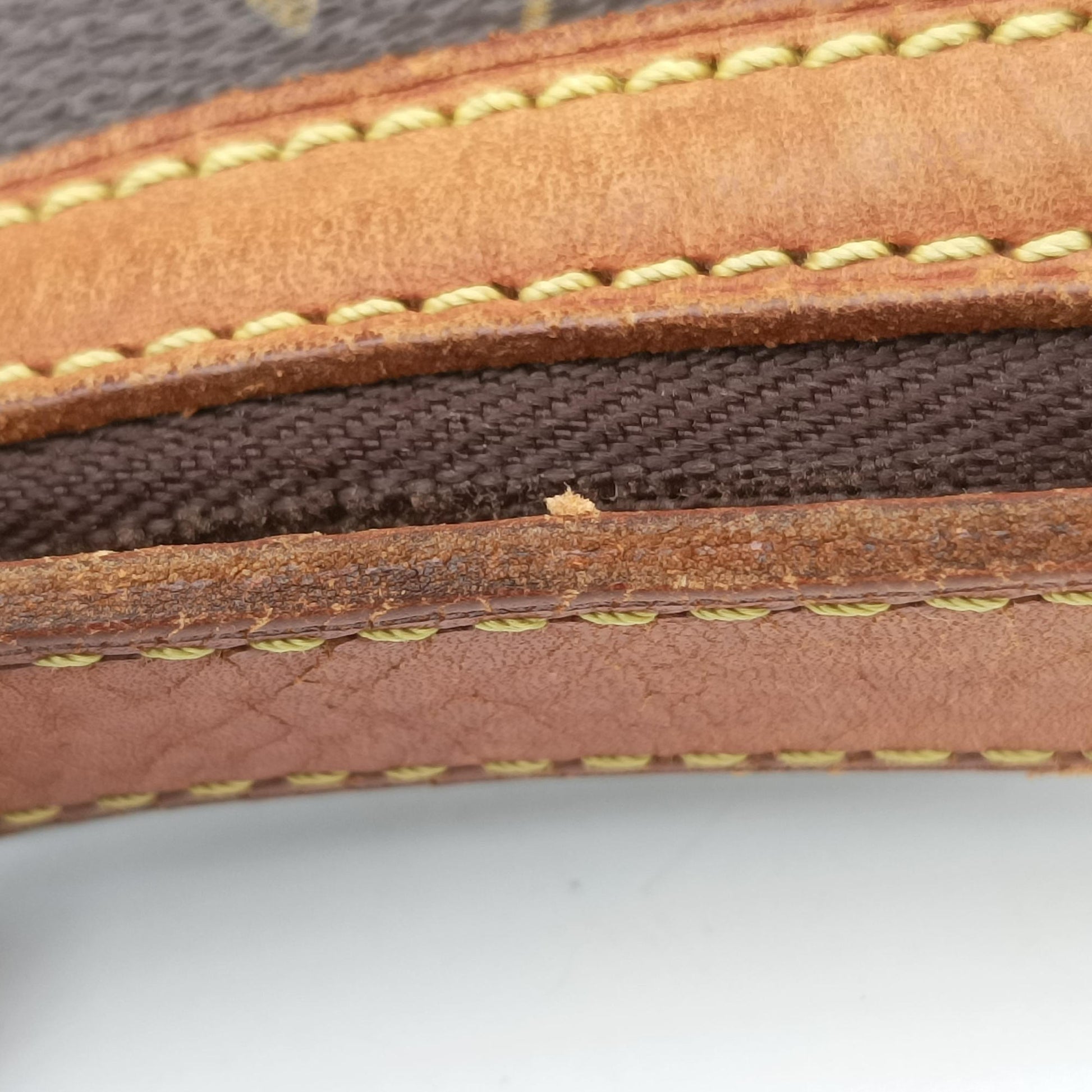 TULUM GM Brown Monogram Canvas M40075 MB2067トゥラムGM モノグラム/ブラウン モノグラムキャンバス M40075 MB2067