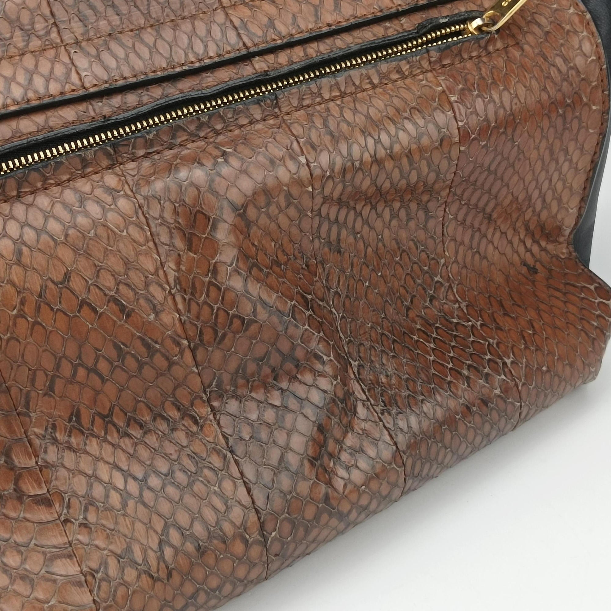 Trapeze Brown × Black Snakeskin × Leather W-GM-0172トラペーズミディアム ブラウン × ブラック スネークスキン × レザー W-GM-0172
