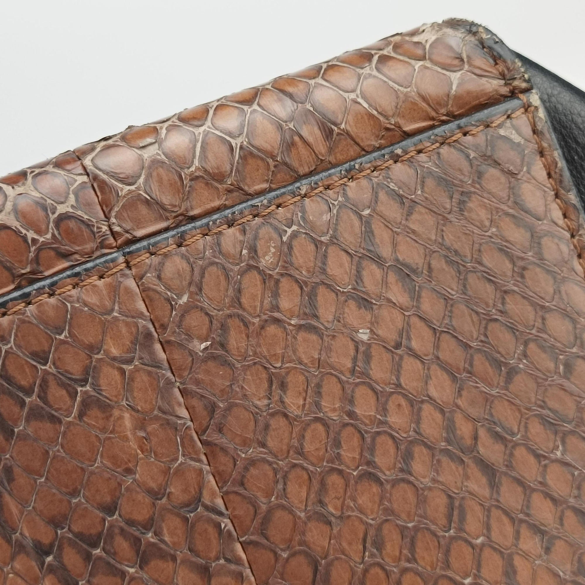 Trapeze Brown × Black Snakeskin × Leather W-GM-0172トラペーズミディアム ブラウン × ブラック スネークスキン × レザー W-GM-0172