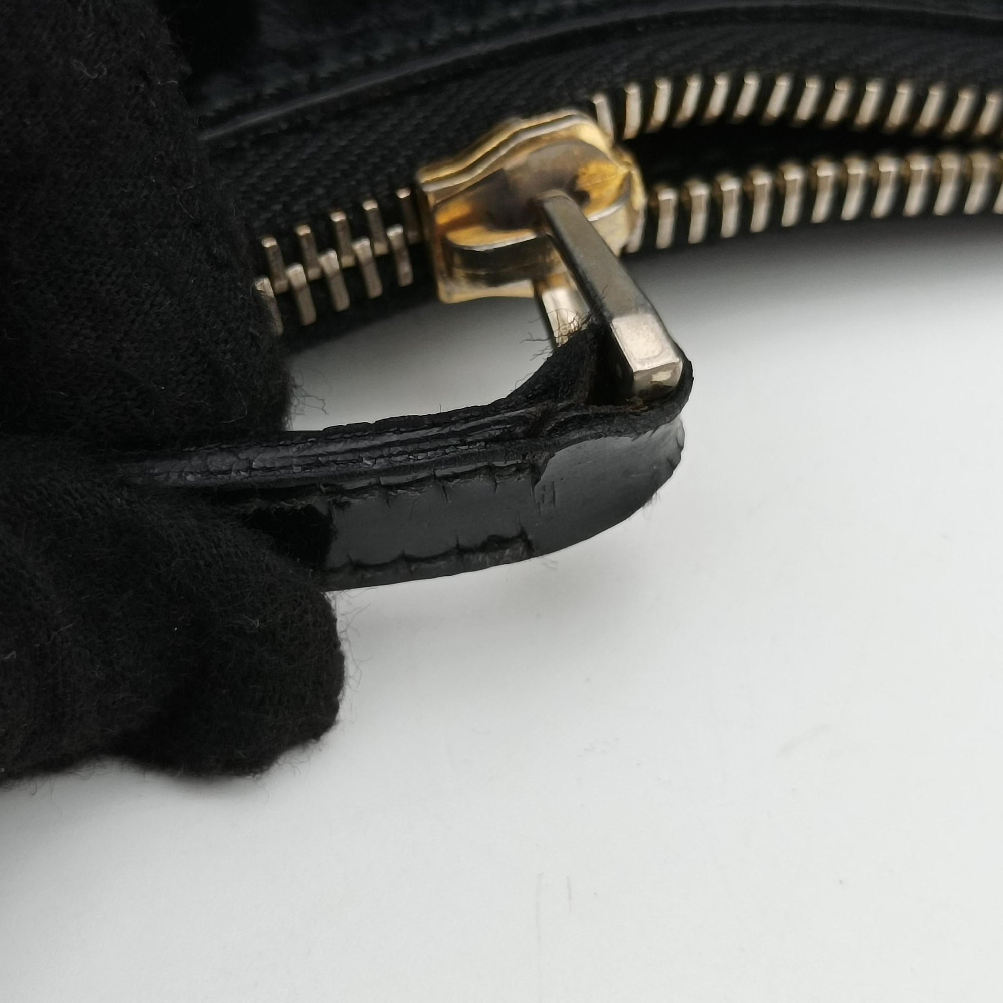 Abbey D-ring Hobo Black Patent 189833 A3387422アビー Dリング ホーボー ブラック パテント 189833 A3387422