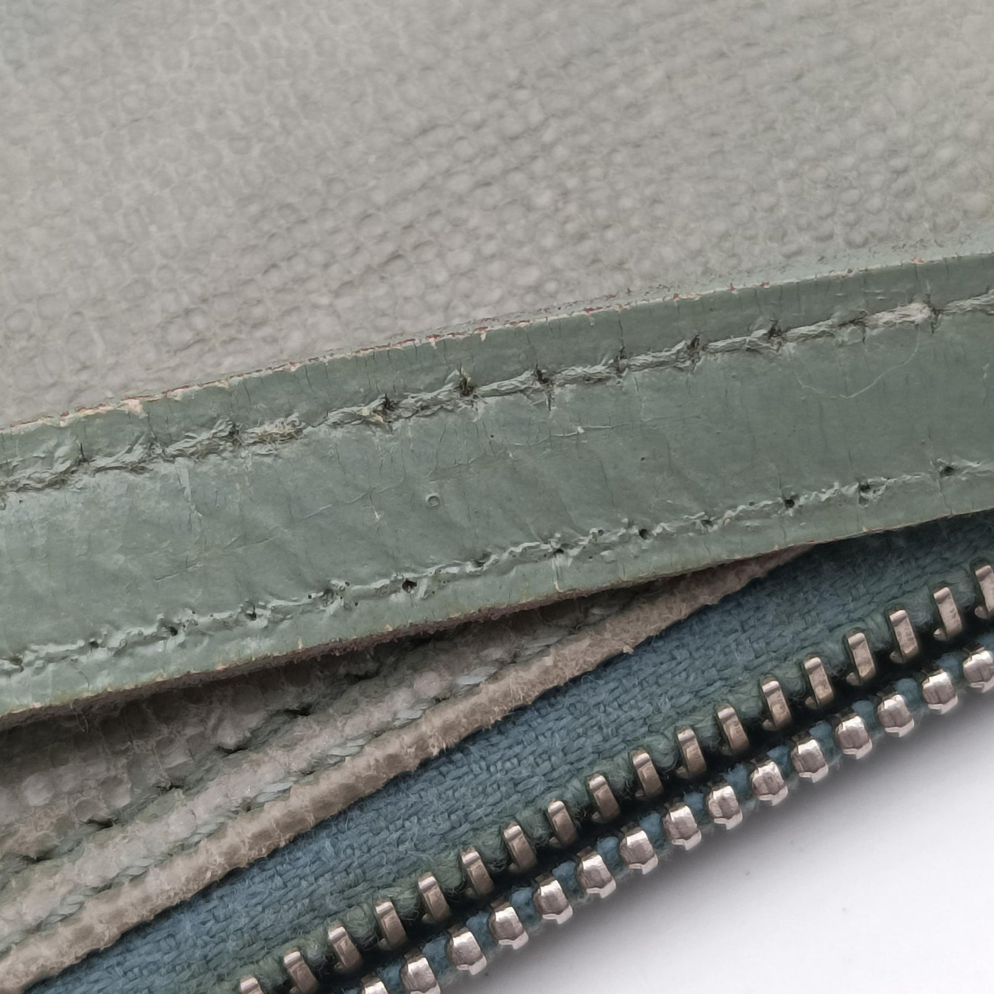 Saddle Green Lizard-Embossed Leather M00031サドル グリーン リザード型押しレザー M00031