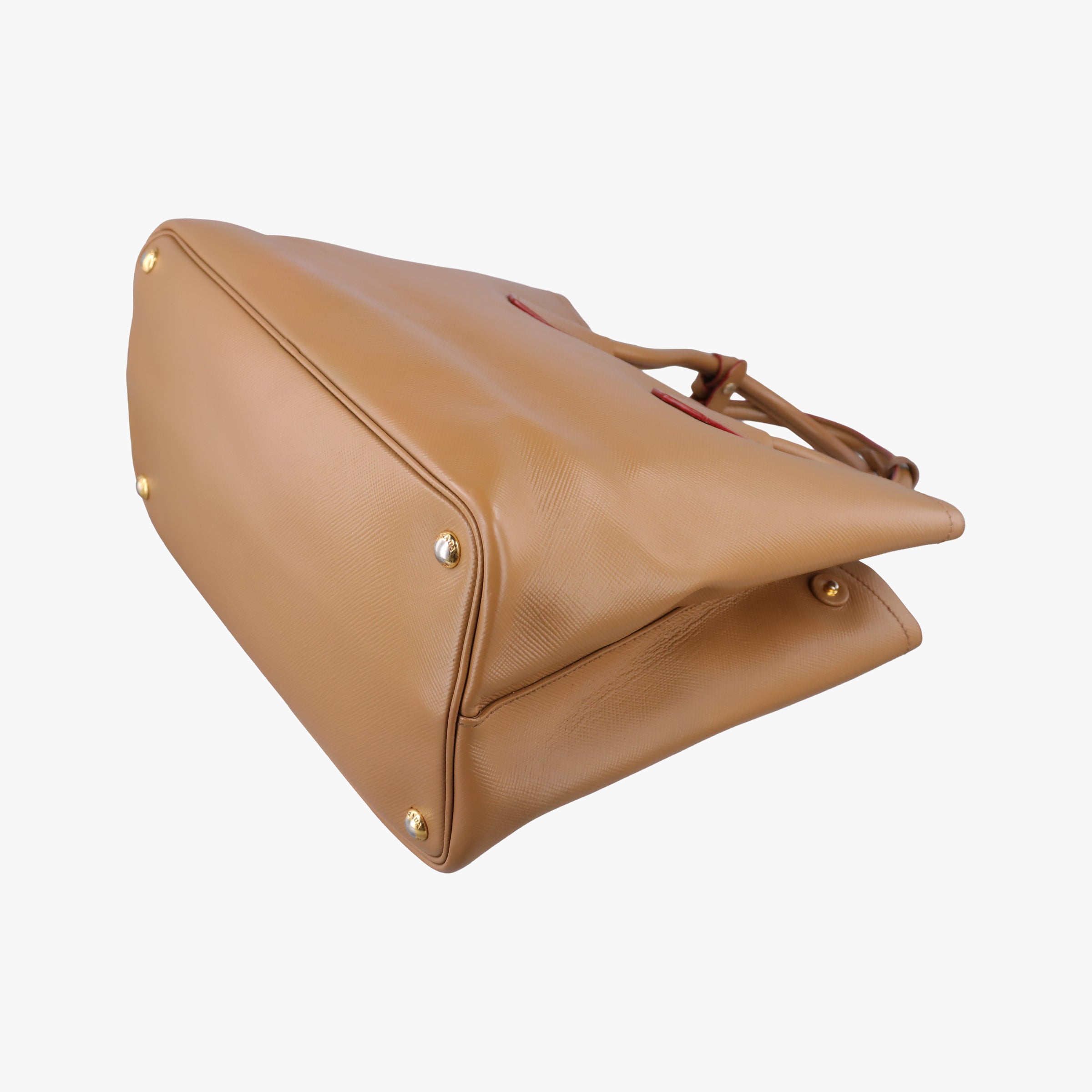 Double Cuir Camel SAFFIANO Leather BN2755 3ダブル キュイール キャメル サフィアーノレザー BN2755 3