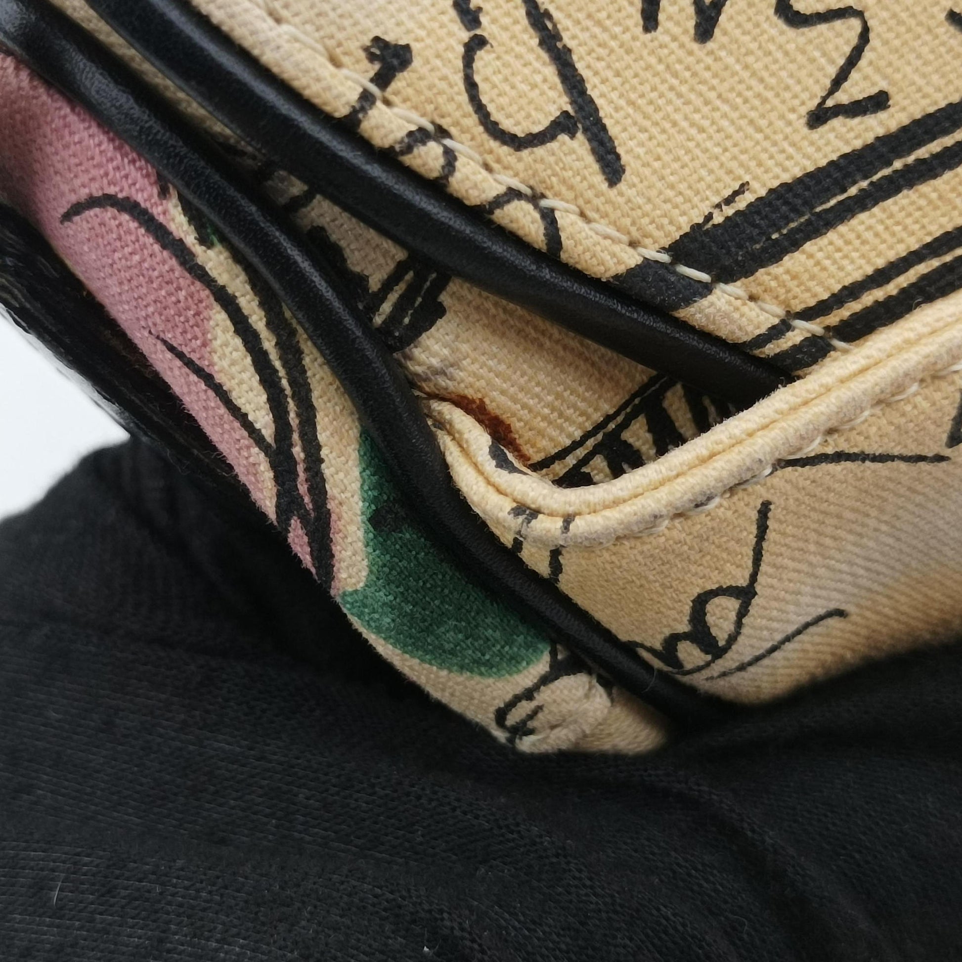 Paris '50s Motif Print Saddle Bag Beige × Multicolor Canvas × Leather 06-RU-003550's パリ モチーフ プリント サドルバッグ ベージュ×マルチカラー キャンバス × レザー 06-RU-0035