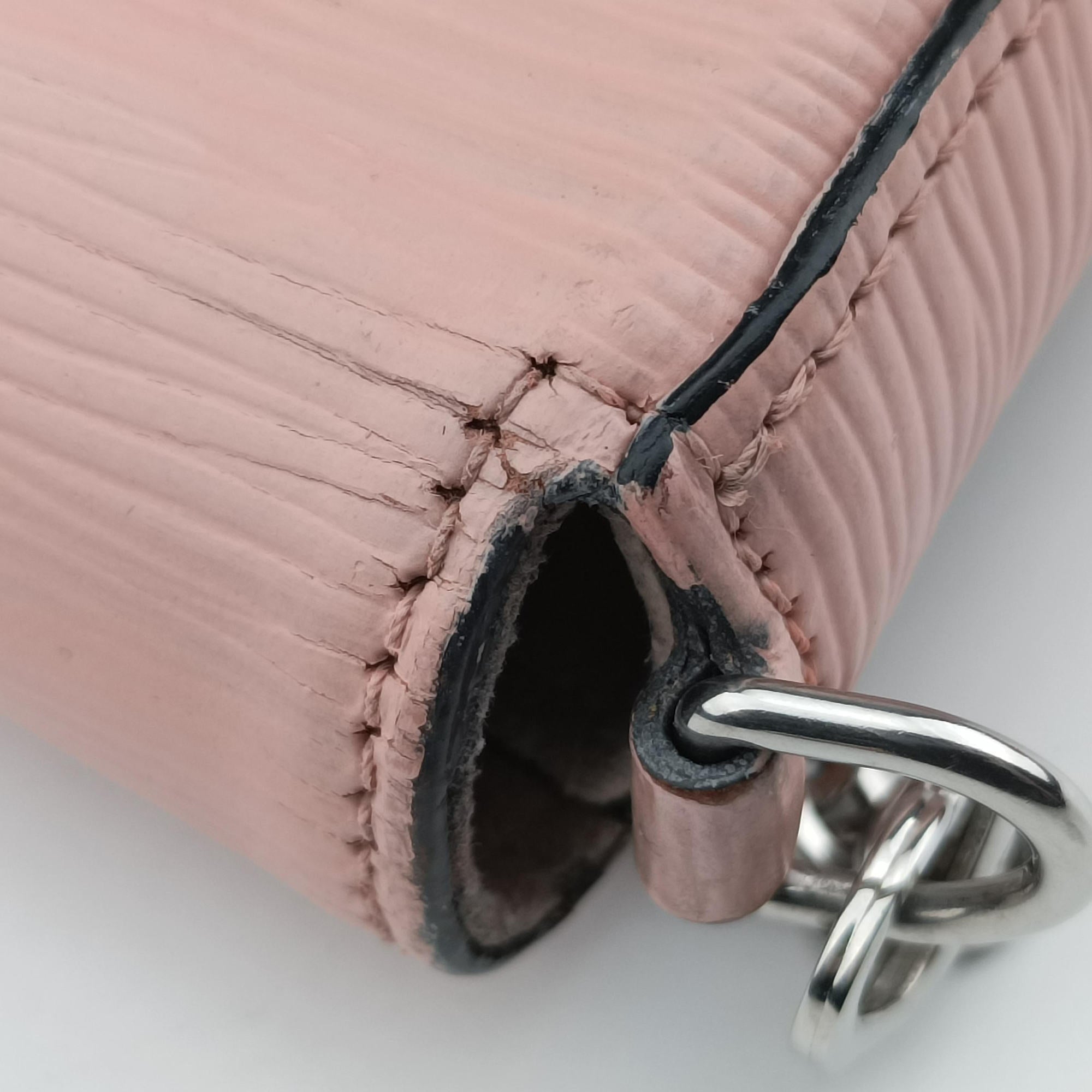 Pochette FéLICIE ROSE BALLERIN Epi M62467 TJ2138ポシェット フェリシー ローズバレリーヌ エピ M62467 TJ2138