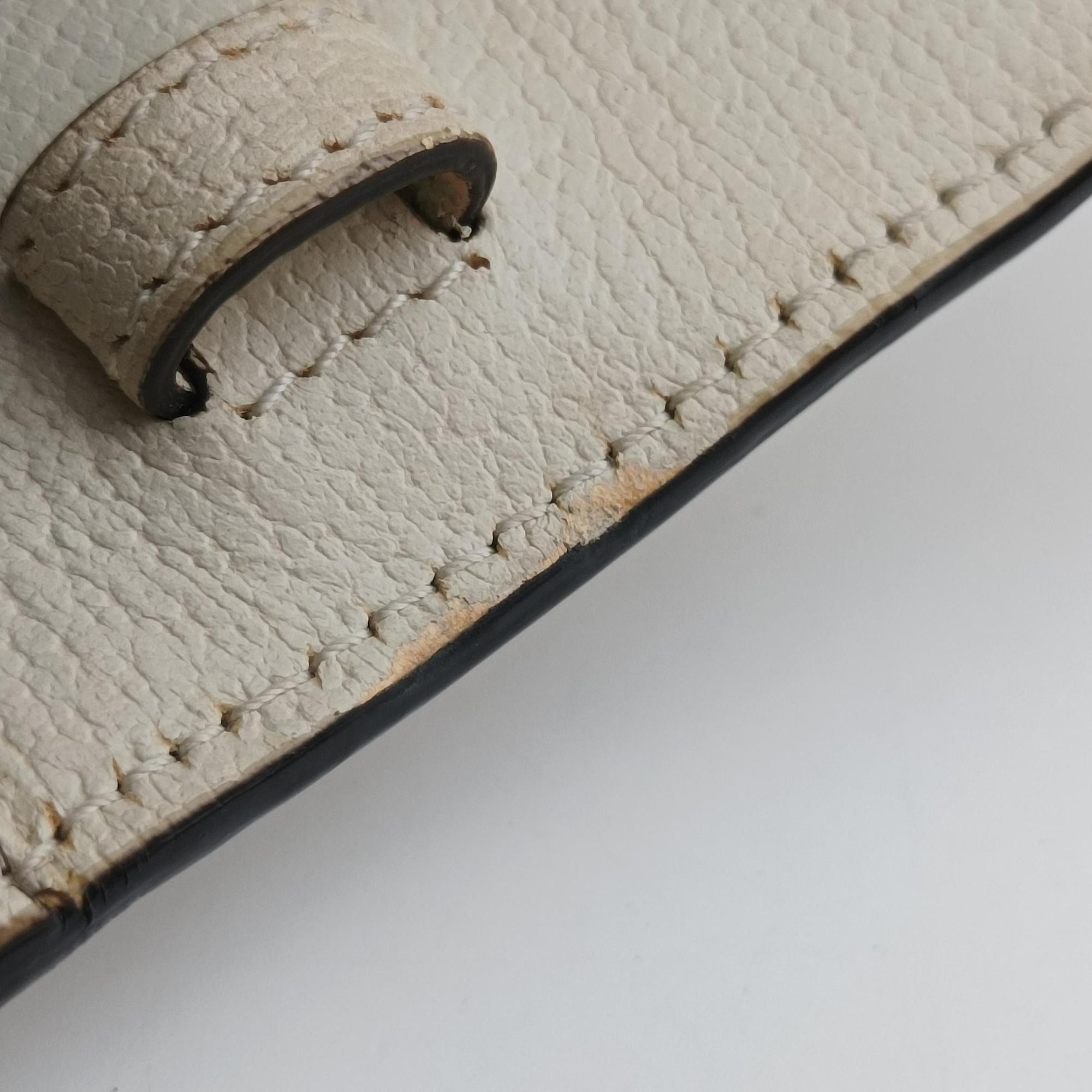 Sylvie White Leather 470270 A026707900シルヴィ ホワイト レザー 470270 A026707900