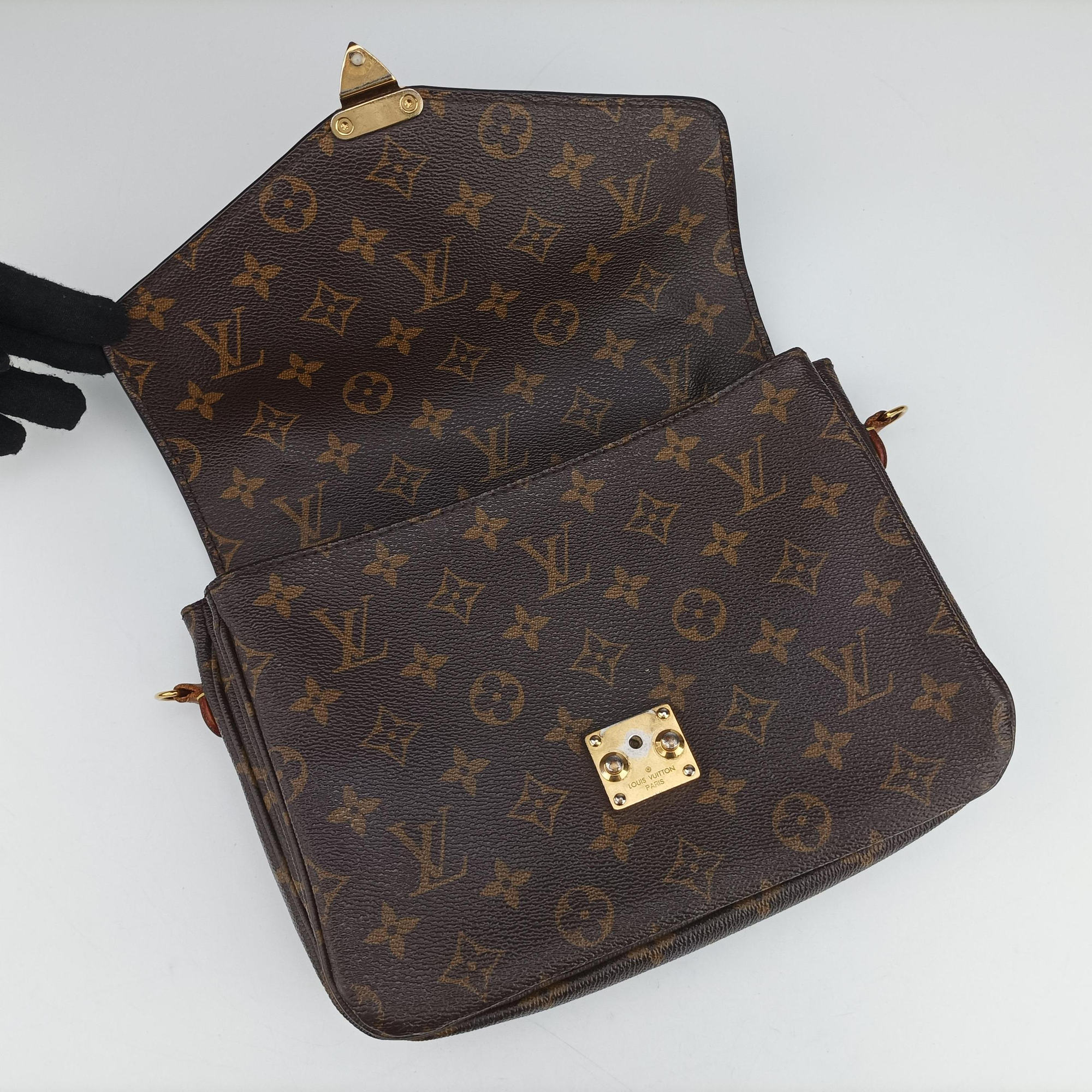 Pochette Metis MM Brown Monogram Canvas M44875 DU4195ポシェットメティスMM モノグラム/ブラウン モノグラムキャンバス M44875 DU4195