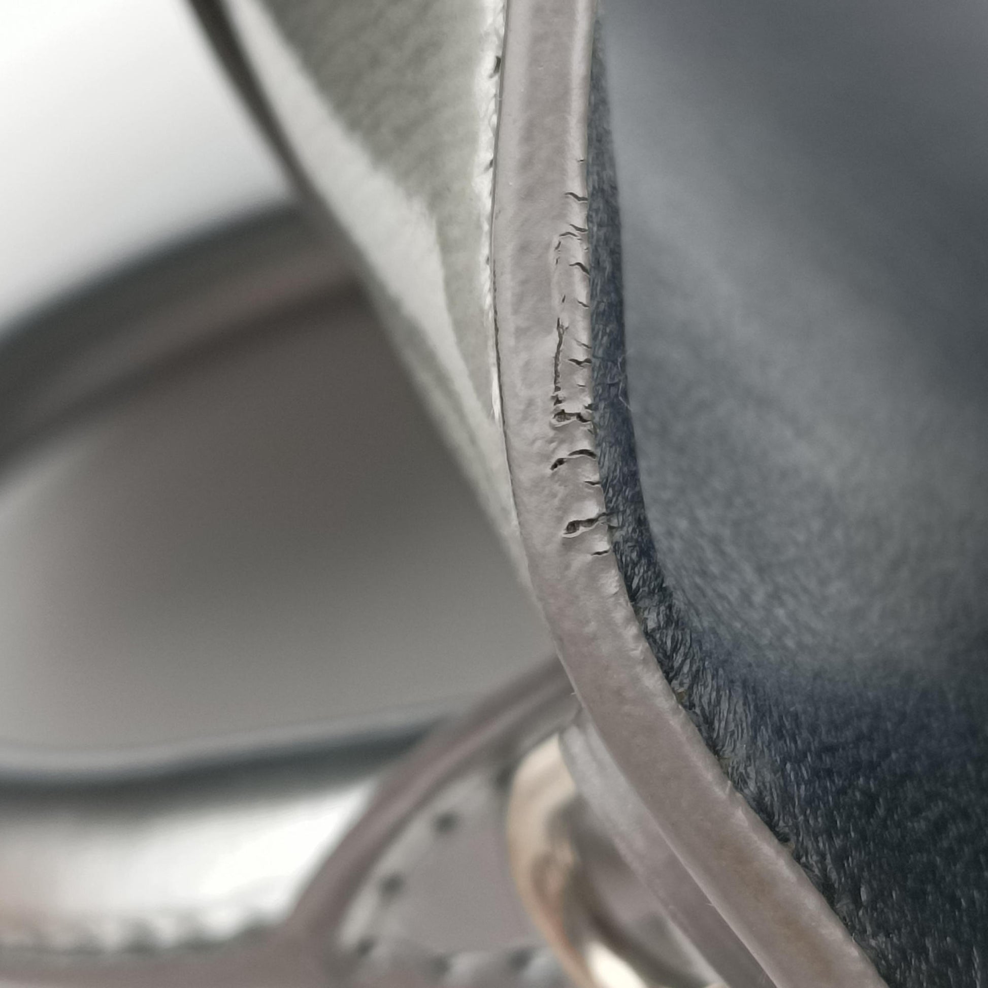 Hourglass XS Silver leather 592833.8110.V.535289アワーグラス XS シルバー レザー 592833.8110.V.535289