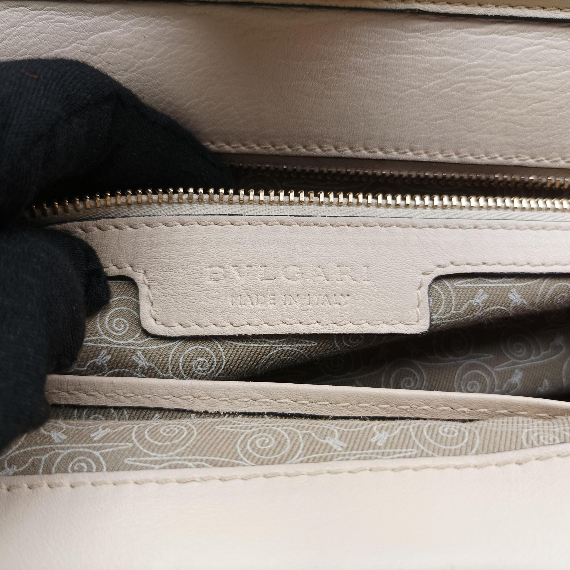 Isabella Rossellini ivory Leather AX.L10.33244イザベラ ロッセリーニ アイボリー レザー AX.L10.33244