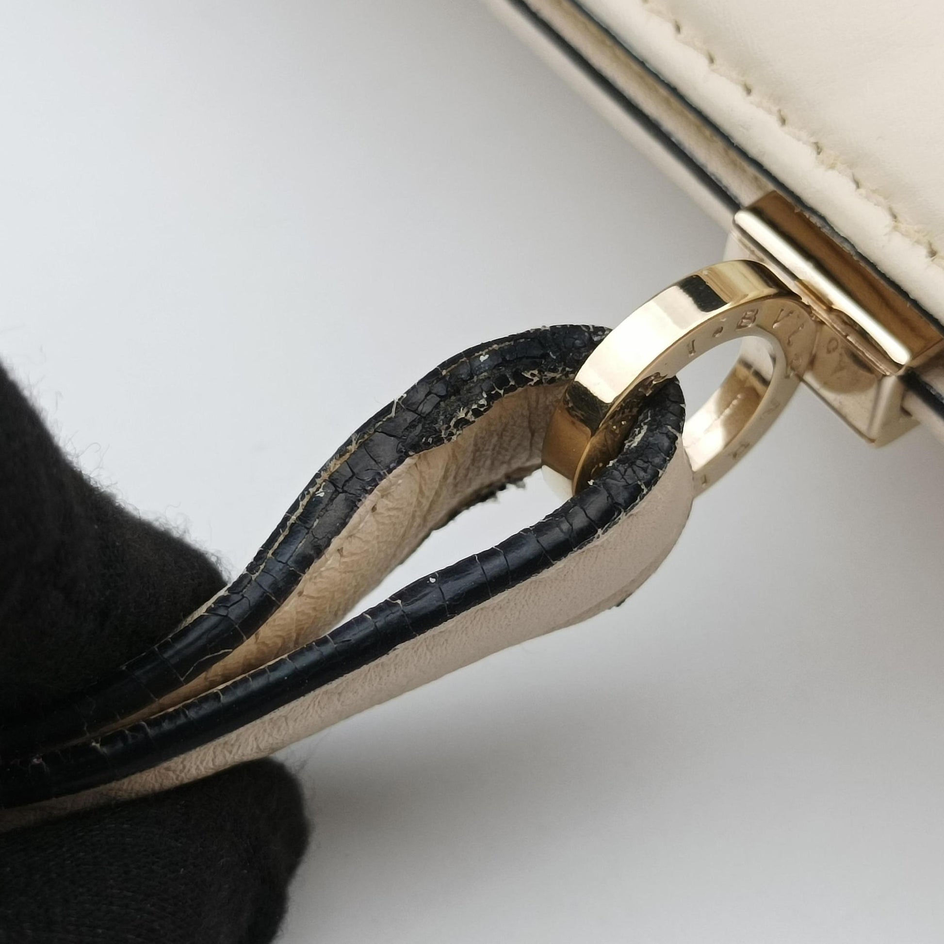 Isabella Rossellini ivory Leather AX.L10.33244イザベラ ロッセリーニ アイボリー レザー AX.L10.33244