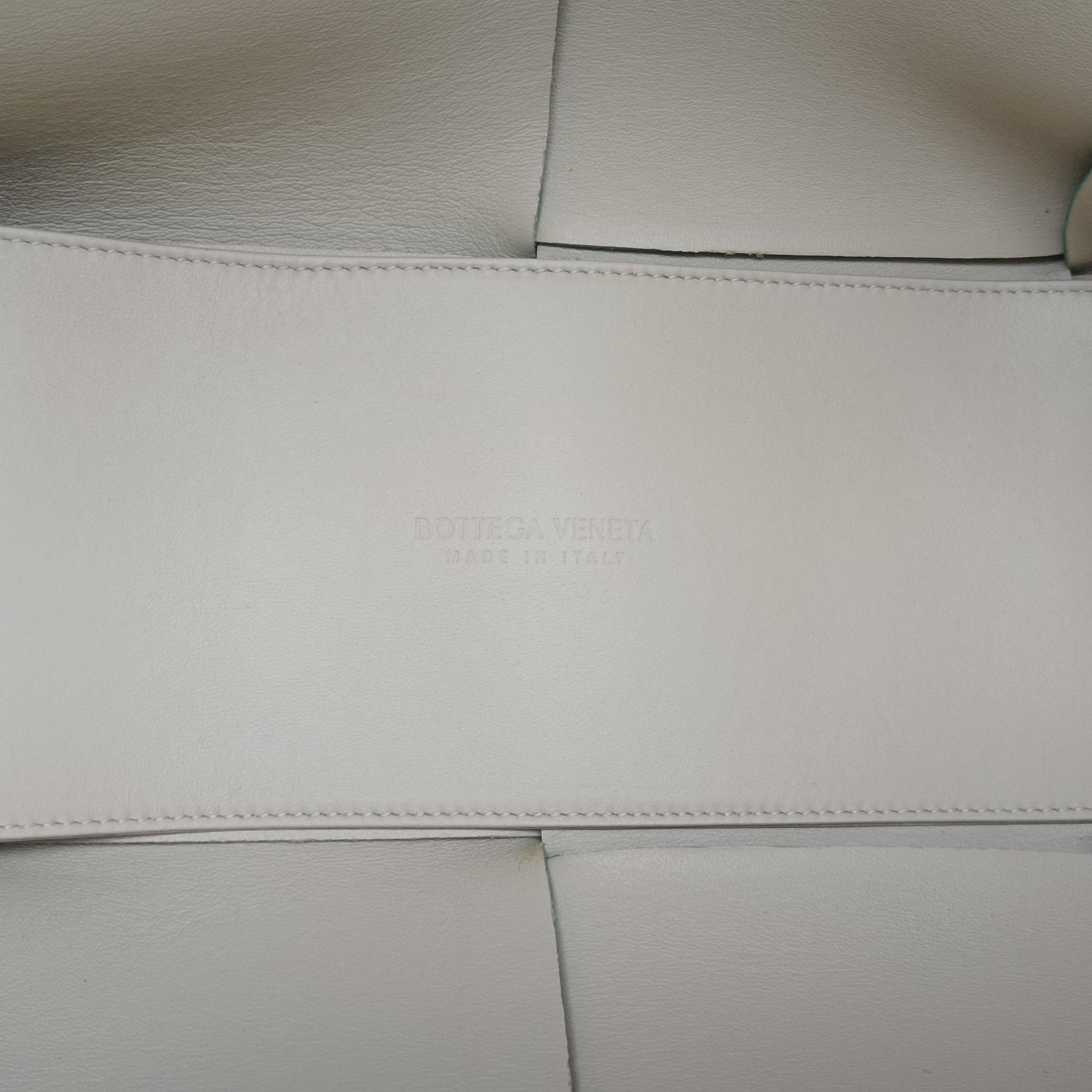 THE ARCO Tote Blue lambskin B09087247V IC Chipザ アルコ トート ブルー ラムスキン B09087247V ICチップ