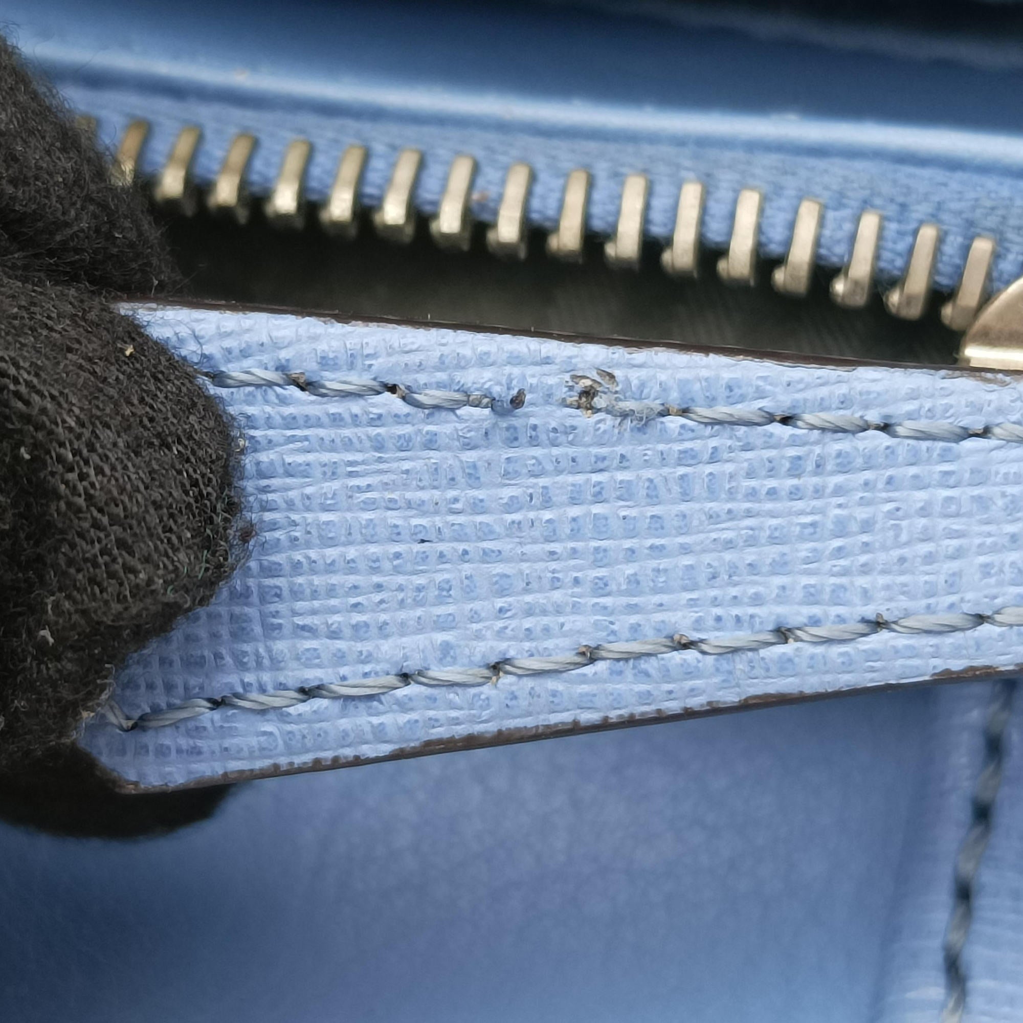 2 JOURS Blue Leather 8BH250 8BH250-D7E 148-2580トゥージュール ブルー レザー 8BH250 8BH250-D7E 148-2580