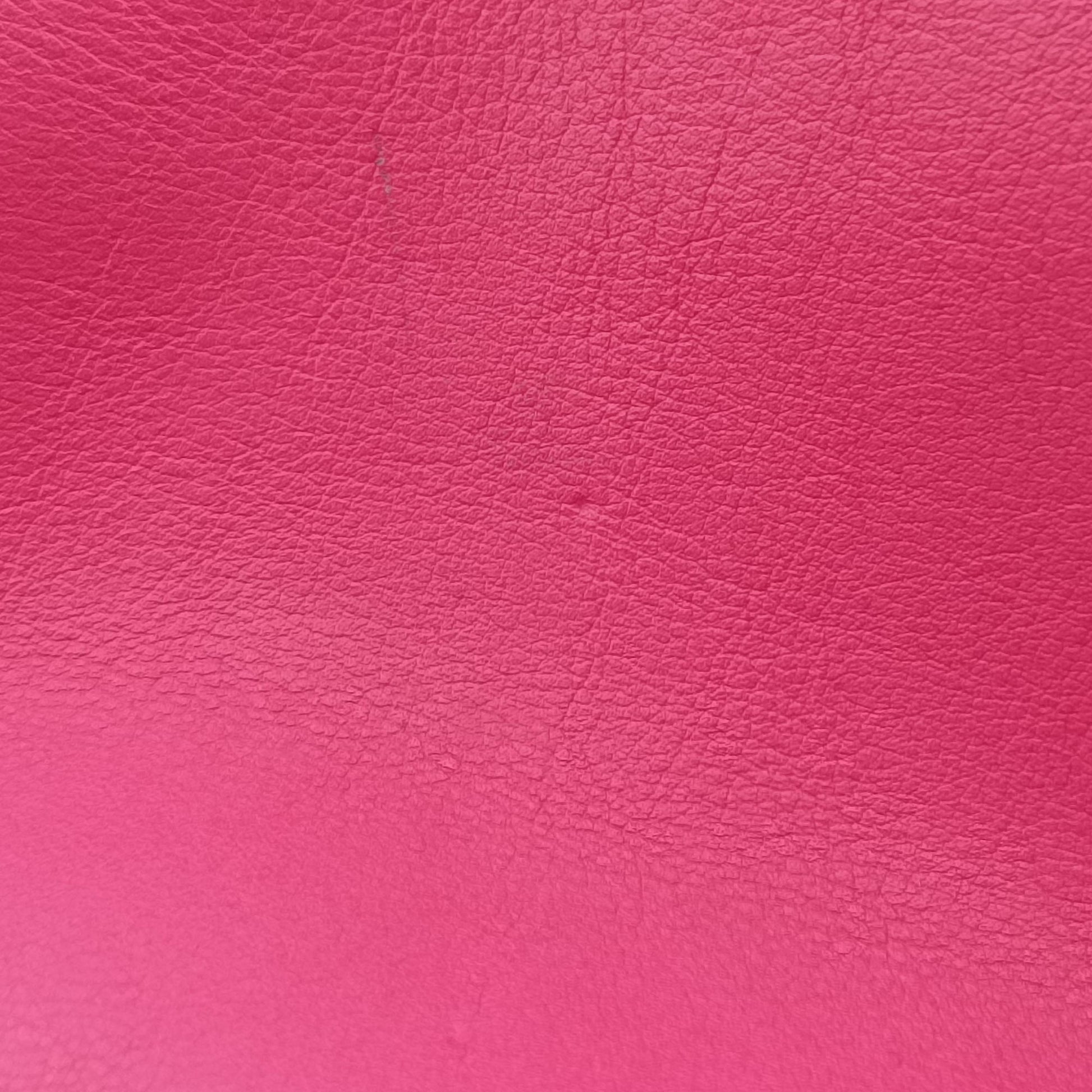 Rockstud Rose Leather Lot number unknownロックスタッズ ローズ レッド レザー 製番不明