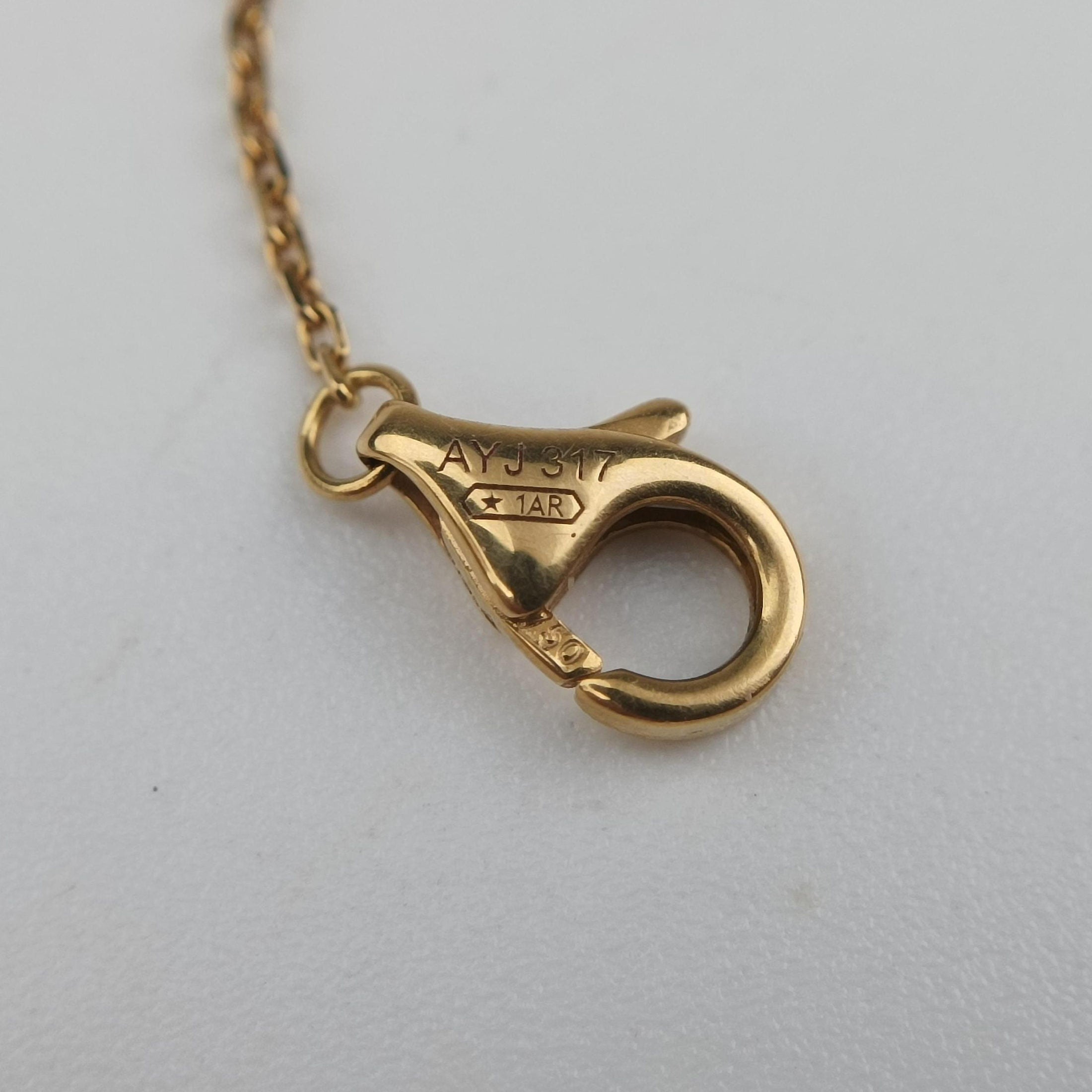 Amulette de Cartier Gold×White AU750 B3047100 AYJ317カルティエ アミュレット ゴールド×ホワイト AU750 B3047100 AYJ317