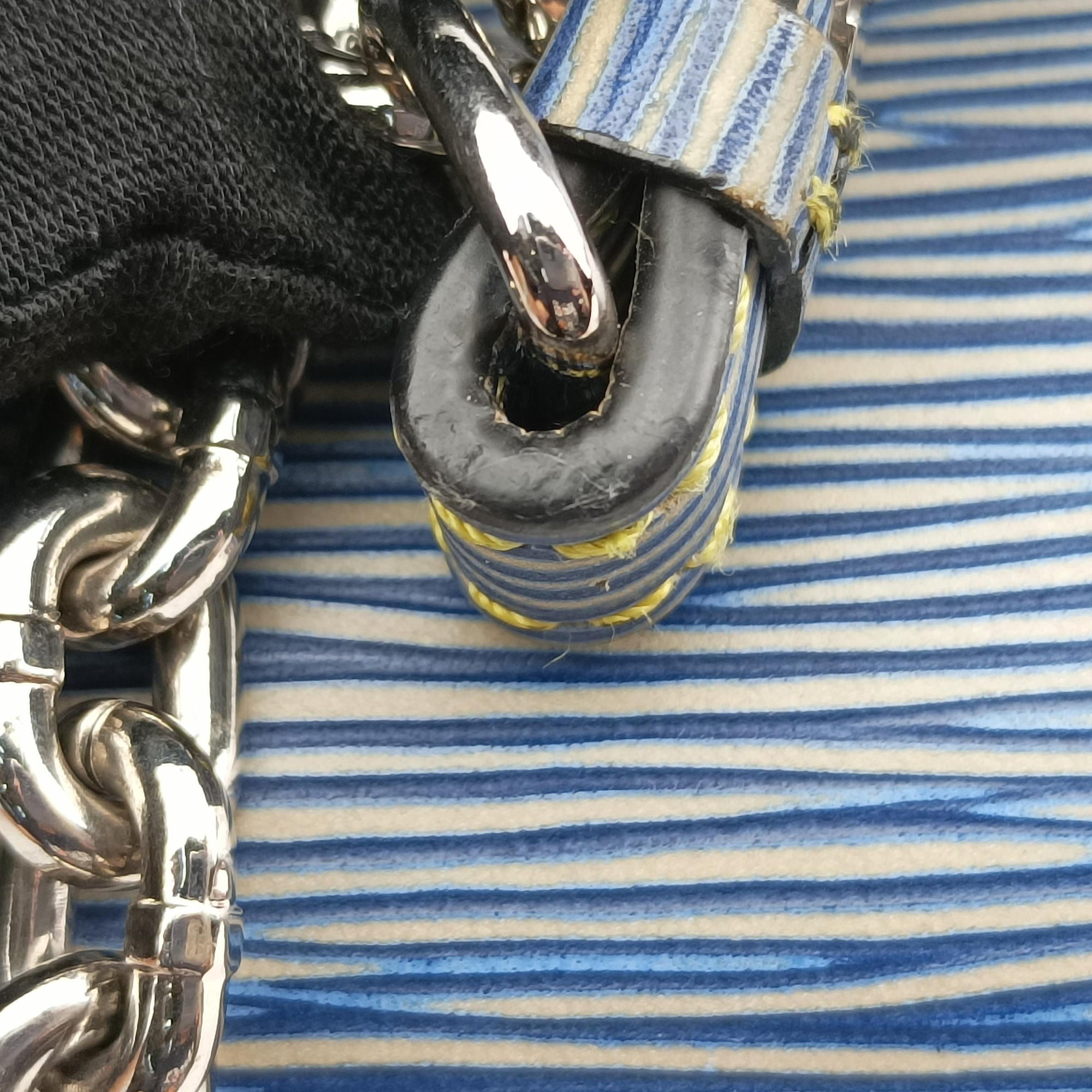 Portefeuille Twist Denim blue Epi M61036 SR0165ツイスト デニムブルー エピ M61036 SR0165