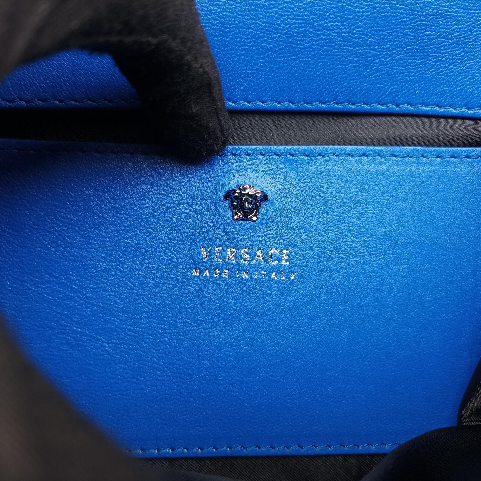 La Medusa Blue Croc-Effect Embossed Calf Leather CLG 647024607711ラ メドゥーサ ブルー クロコダイル調 エンボスレザー CLG 647024607711