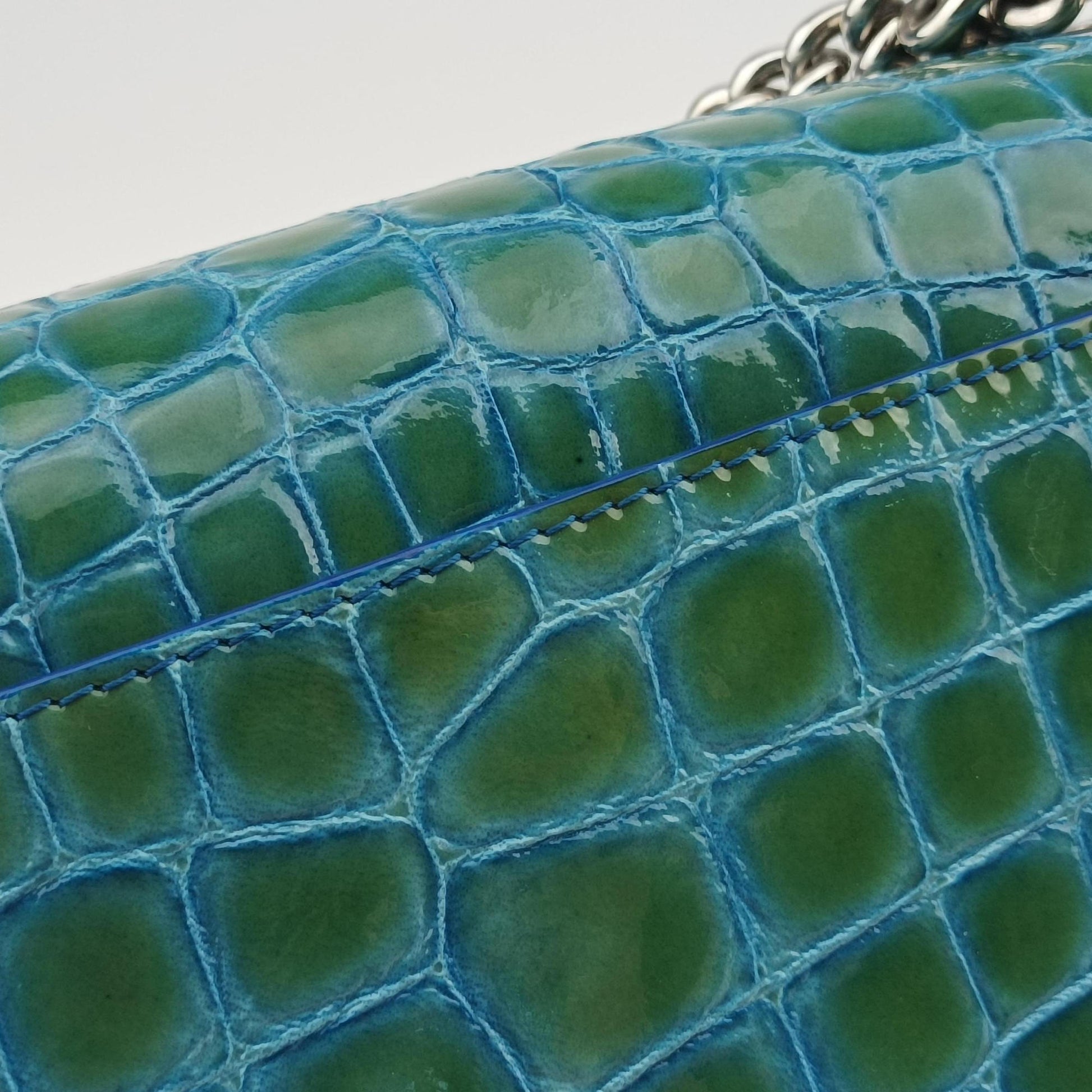 La Medusa Blue Croc-Effect Embossed Calf Leather CLG 647024607711ラ メドゥーサ ブルー クロコダイル調 エンボスレザー CLG 647024607711