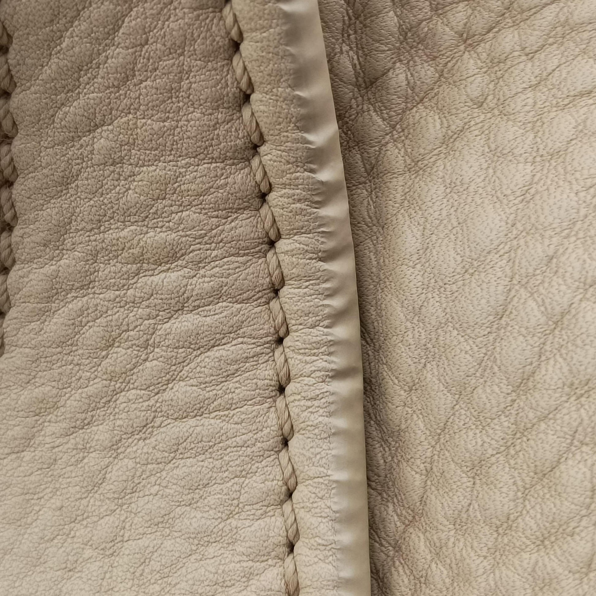 Luggage Small Square Phantom Beige Leather F-PA-0151ラゲージスモールスクエアファントム ベージュ レザー F-PA-0151