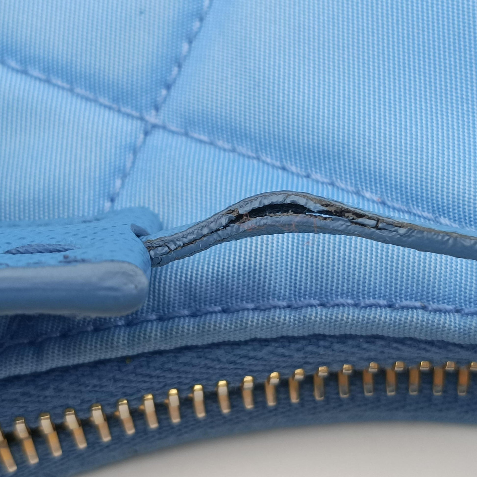 Re-Edition 1995 Re-Nylon Periwinkle Blue Nylon×Saffiano Leather 1BC204 180リエディション 1995 リナイロン ペリウィンブルブルー ナイロン×サフィアーノレザー 1BC204 180