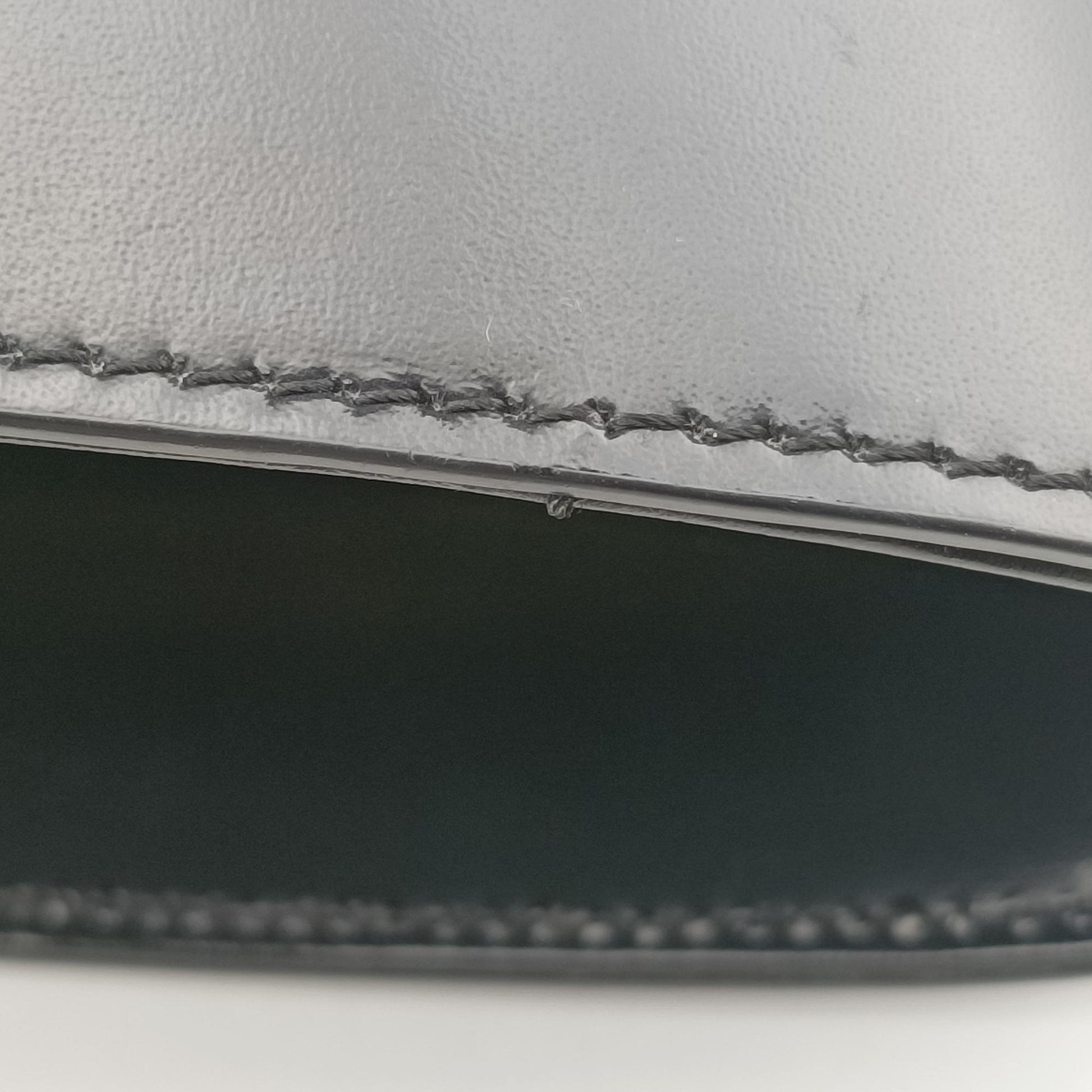 Small Bucket Cuir Triomphe Black Smooth Calfskin 110423 F-RG-1272スモールバケット トリオンフ ブラック スムースカーフスキン 110423 F-RG-1272