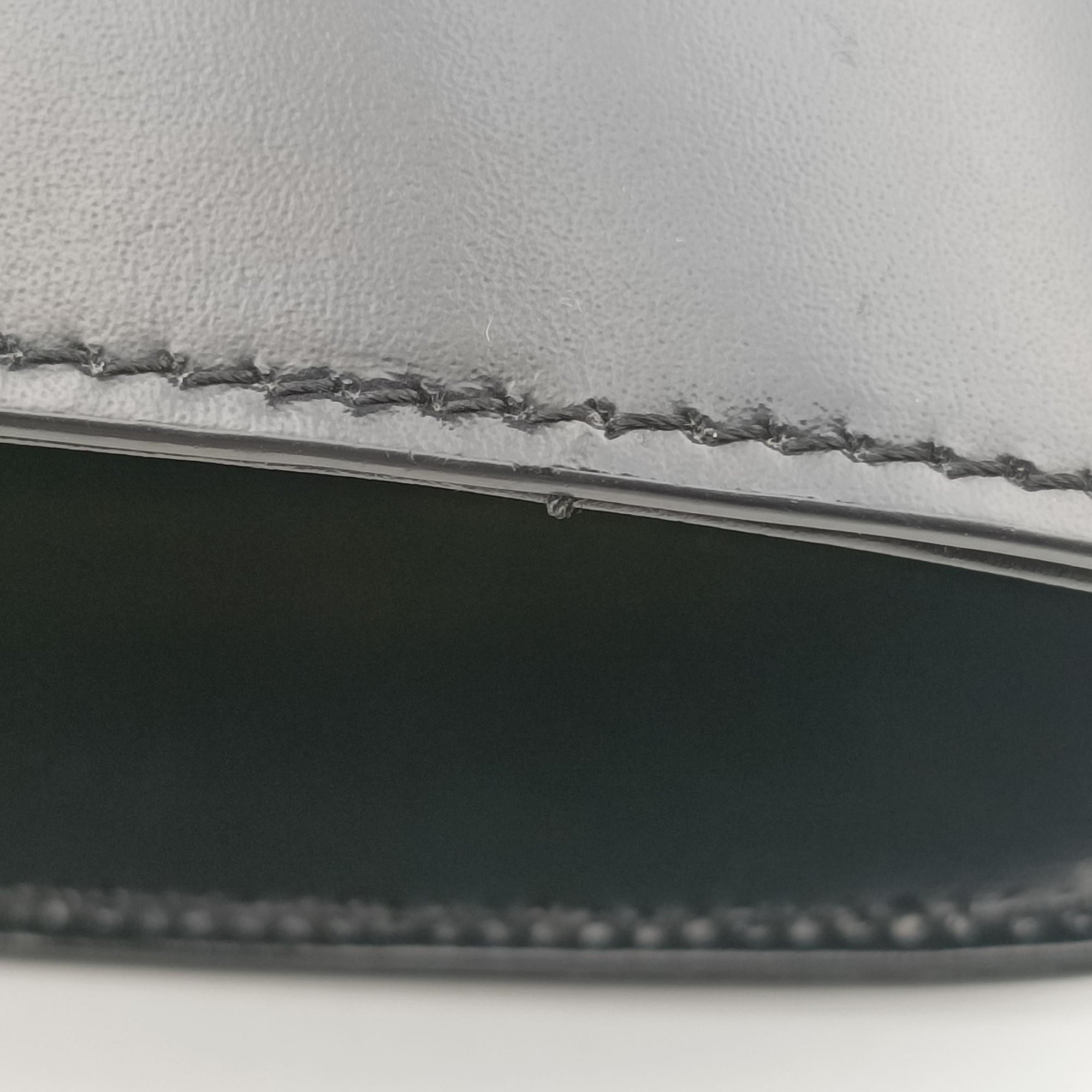 Small Bucket Cuir Triomphe Black Smooth Calfskin 110423 F-RG-1272スモールバケット トリオンフ ブラック スムースカーフスキン 110423 F-RG-1272