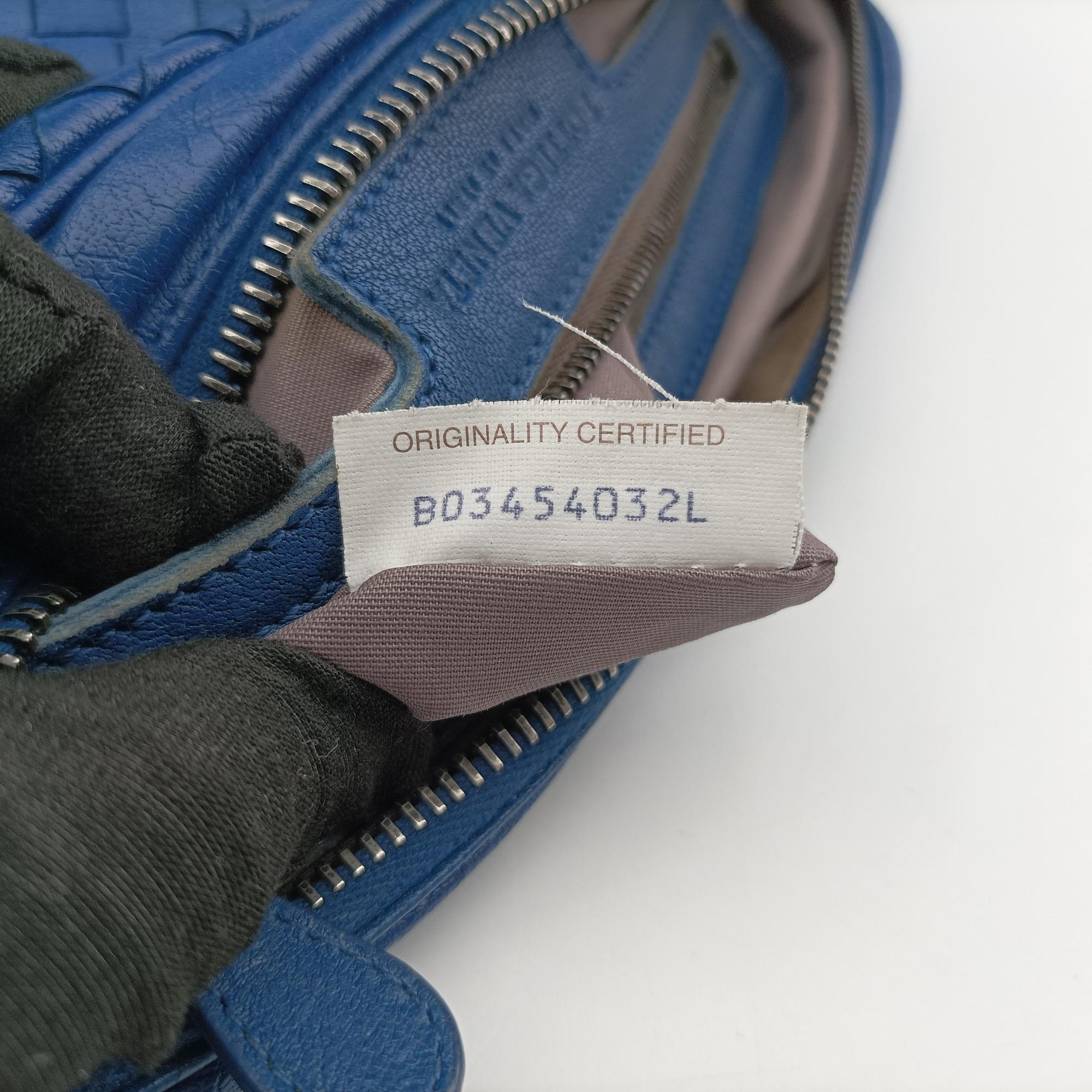 Intrecciato Blue lambskin B03454032Lイントレチャート ブルー ラムスキン B03454032L