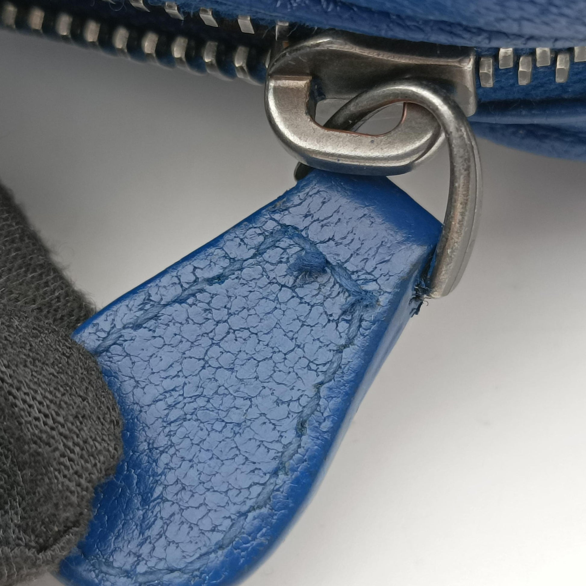 Intrecciato Blue lambskin B03454032Lイントレチャート ブルー ラムスキン B03454032L
