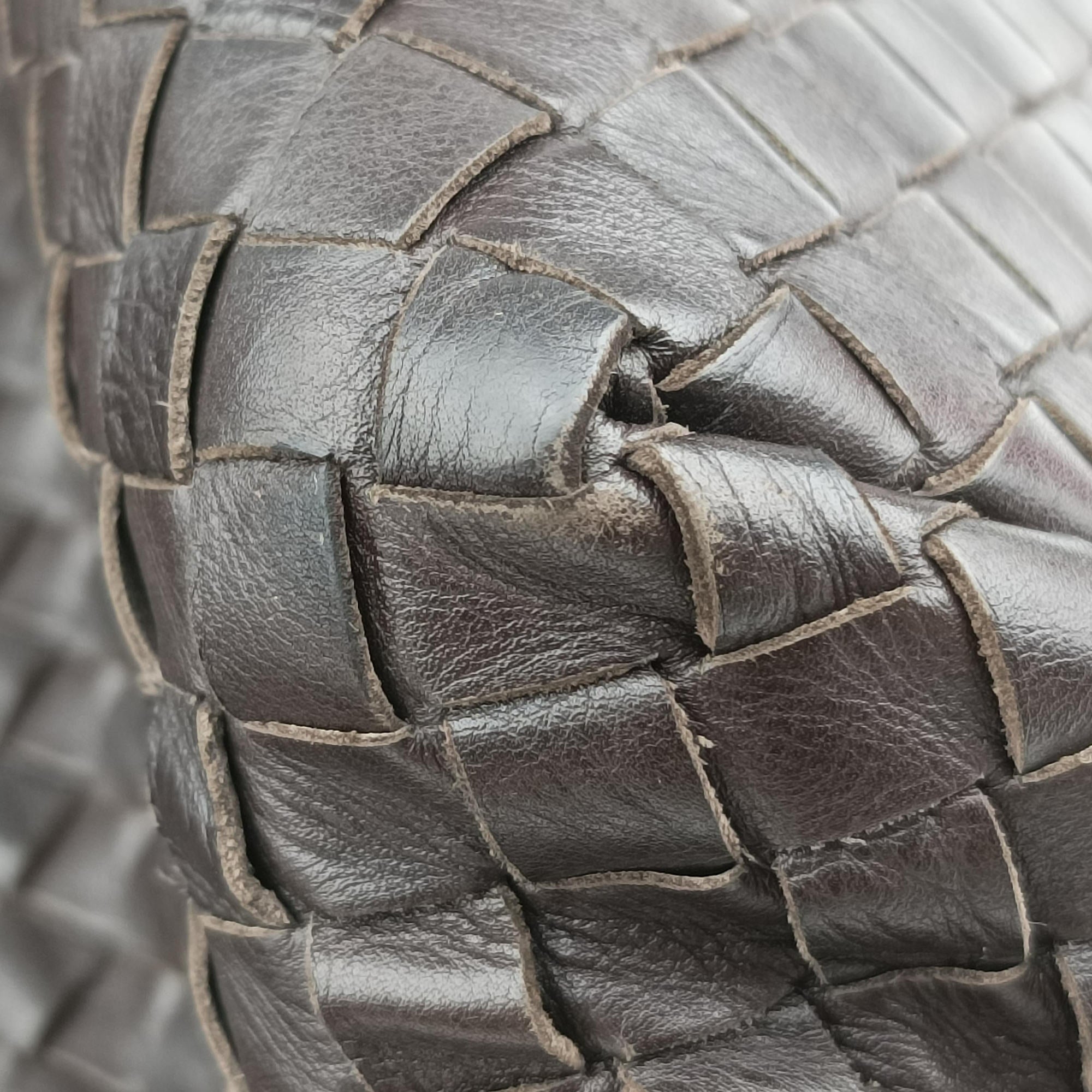 Intrecciato Brown lambskin B01156955Hイントレチャート ブラウン ラムスキン B01156955H