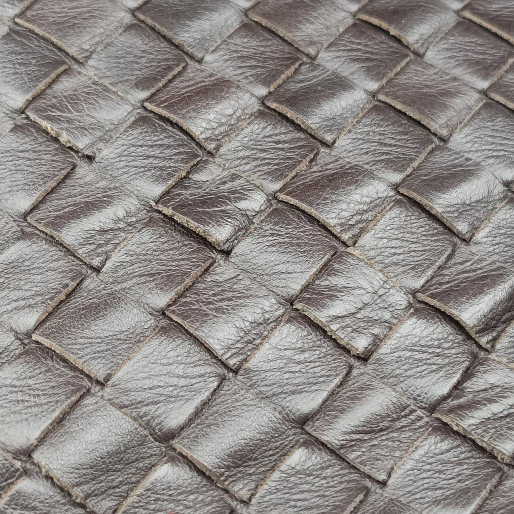 Intrecciato Brown lambskin B01156955Hイントレチャート ブラウン ラムスキン B01156955H
