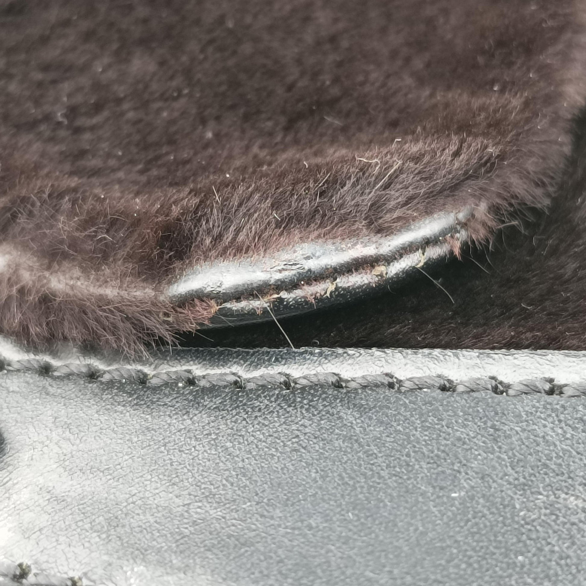 B Mix Black Leather×Mink fur 8BR429 2308-8BR429-MGC-049ビー ミックス ブラック レザー×ミンクファー 8BR429 2308-8BR429-MGC-049