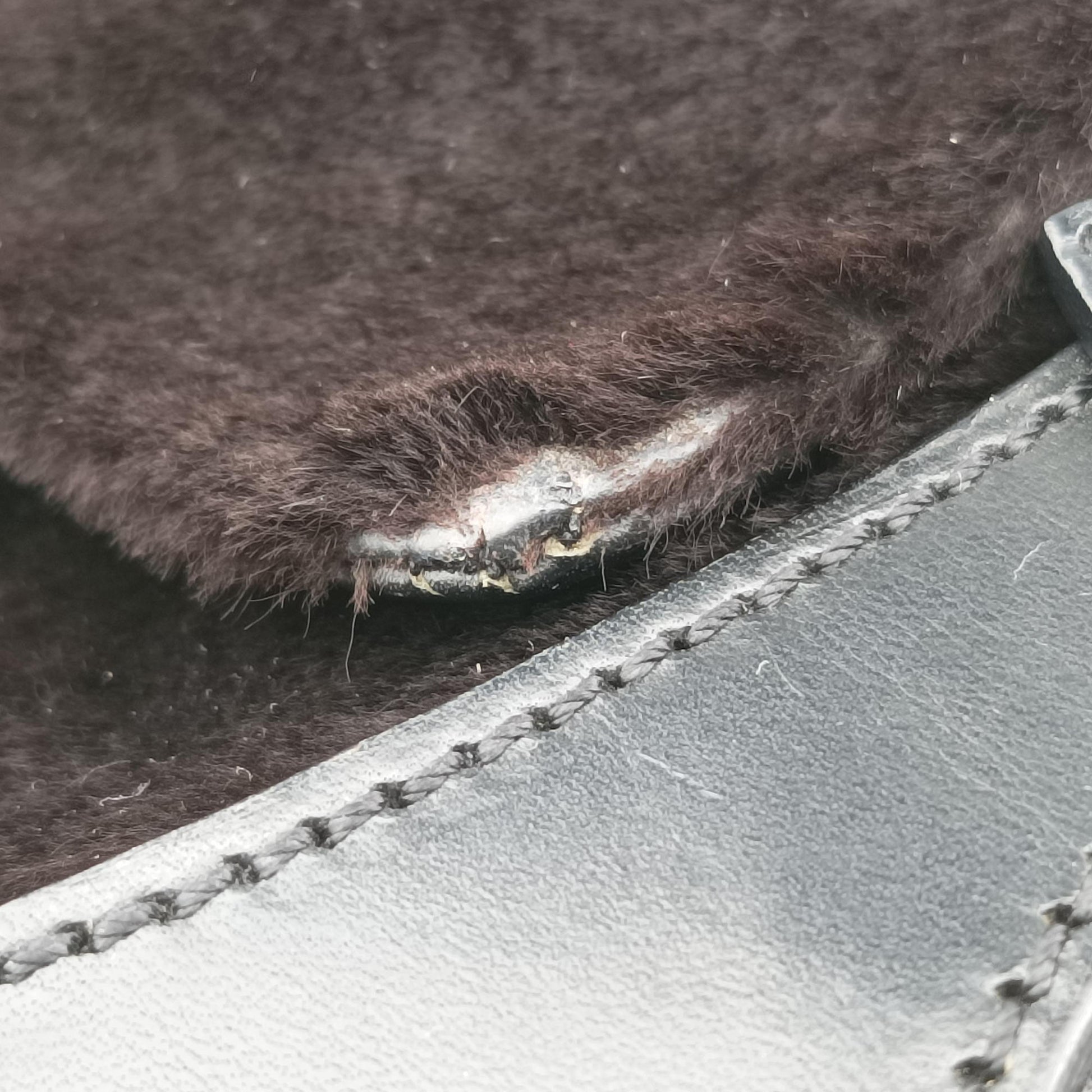 B Mix Black Leather×Mink fur 8BR429 2308-8BR429-MGC-049ビー ミックス ブラック レザー×ミンクファー 8BR429 2308-8BR429-MGC-049