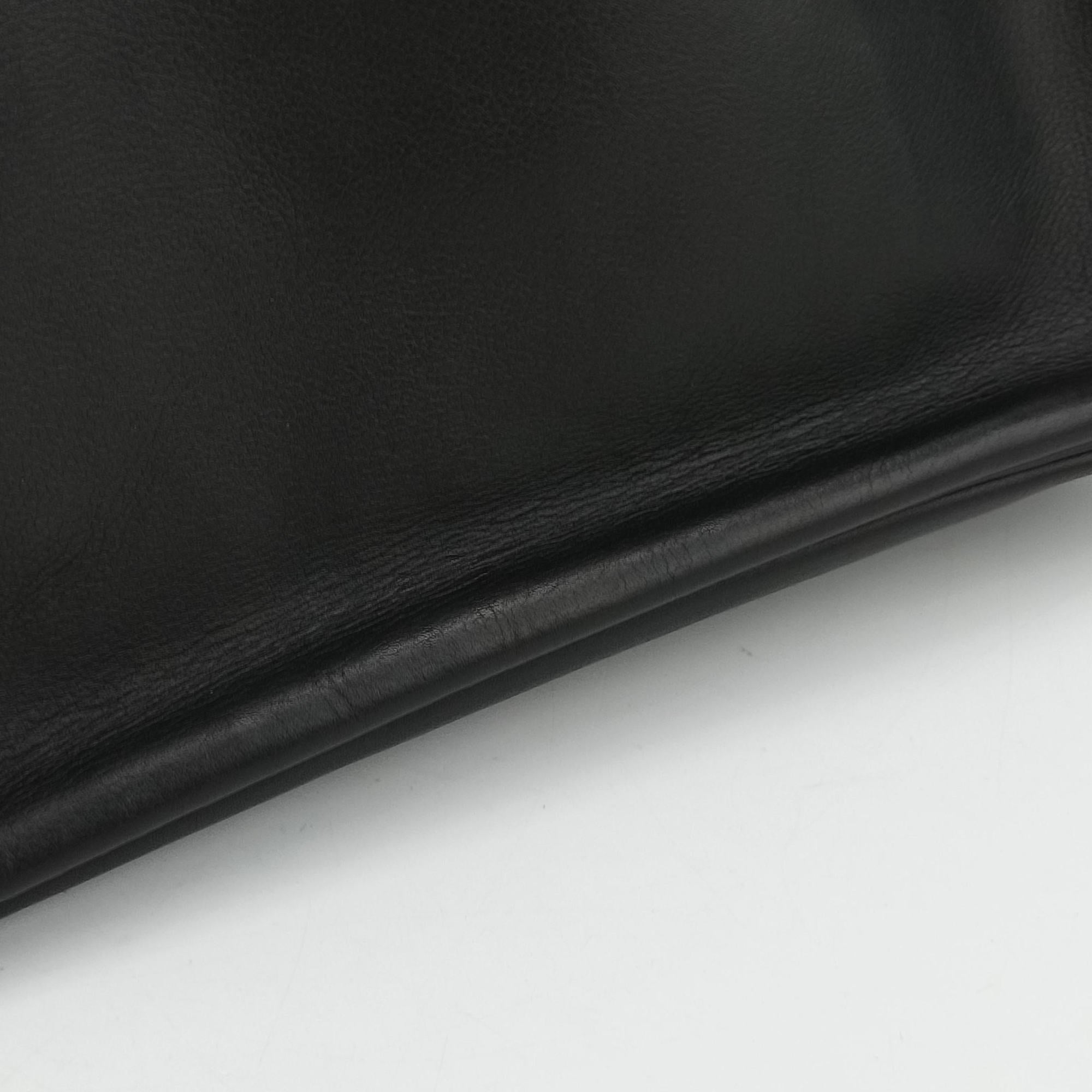 Hebdo Reporter Black Evergrain Leather P▢22Lエブド・リポーター ブラック エヴァーグレインレザー P▢22L